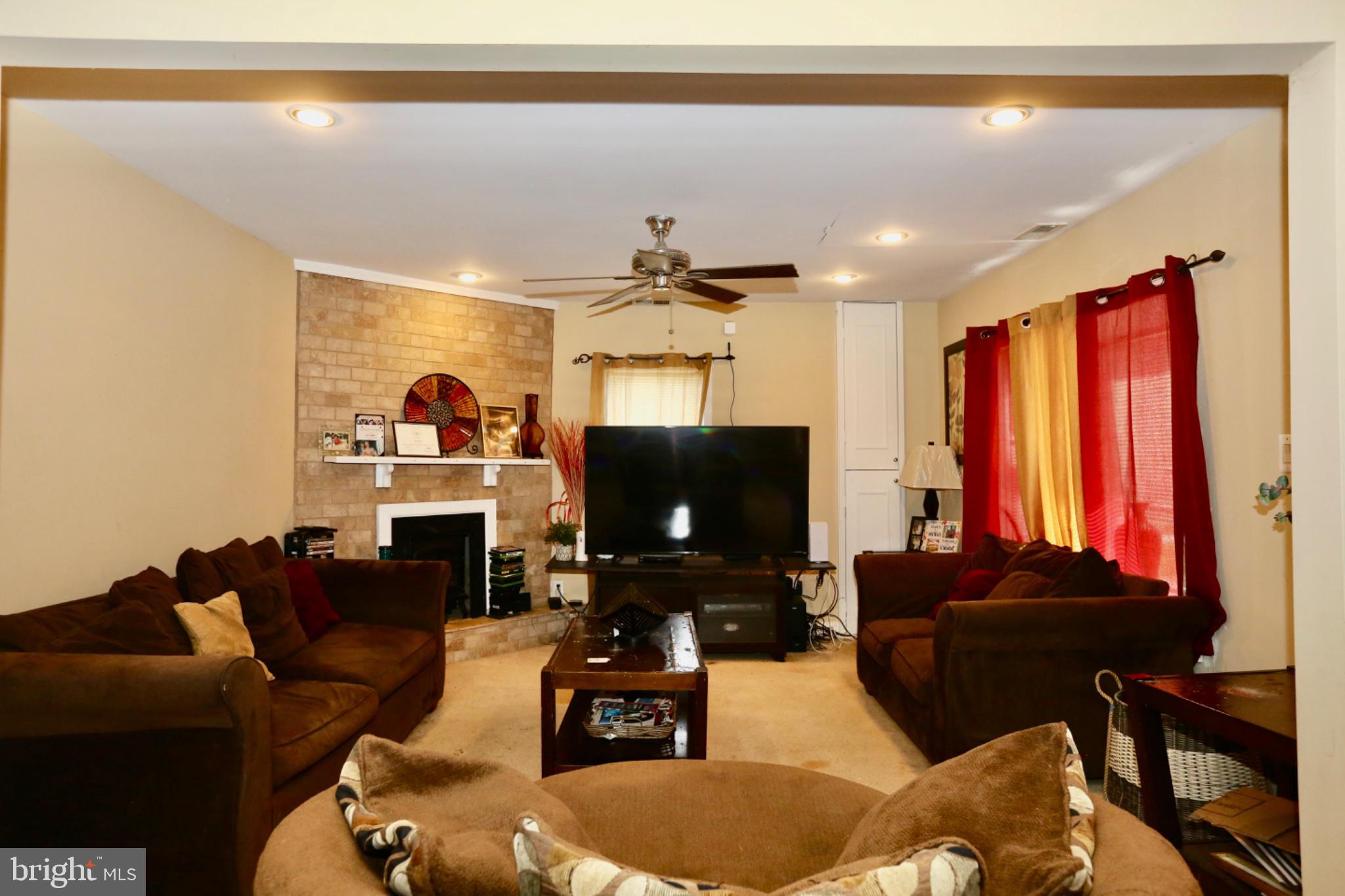14 URANUS ROAD