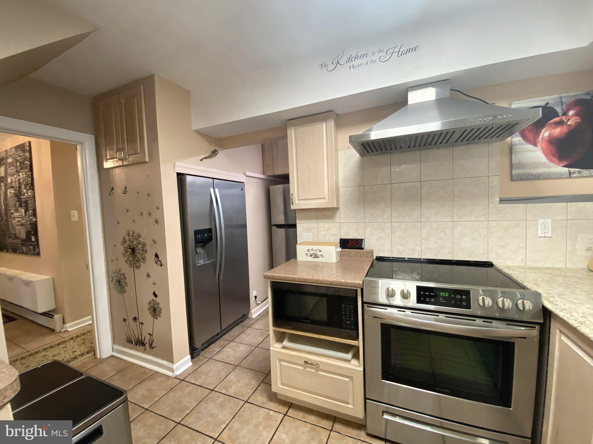 CHELTENHAM - Residential