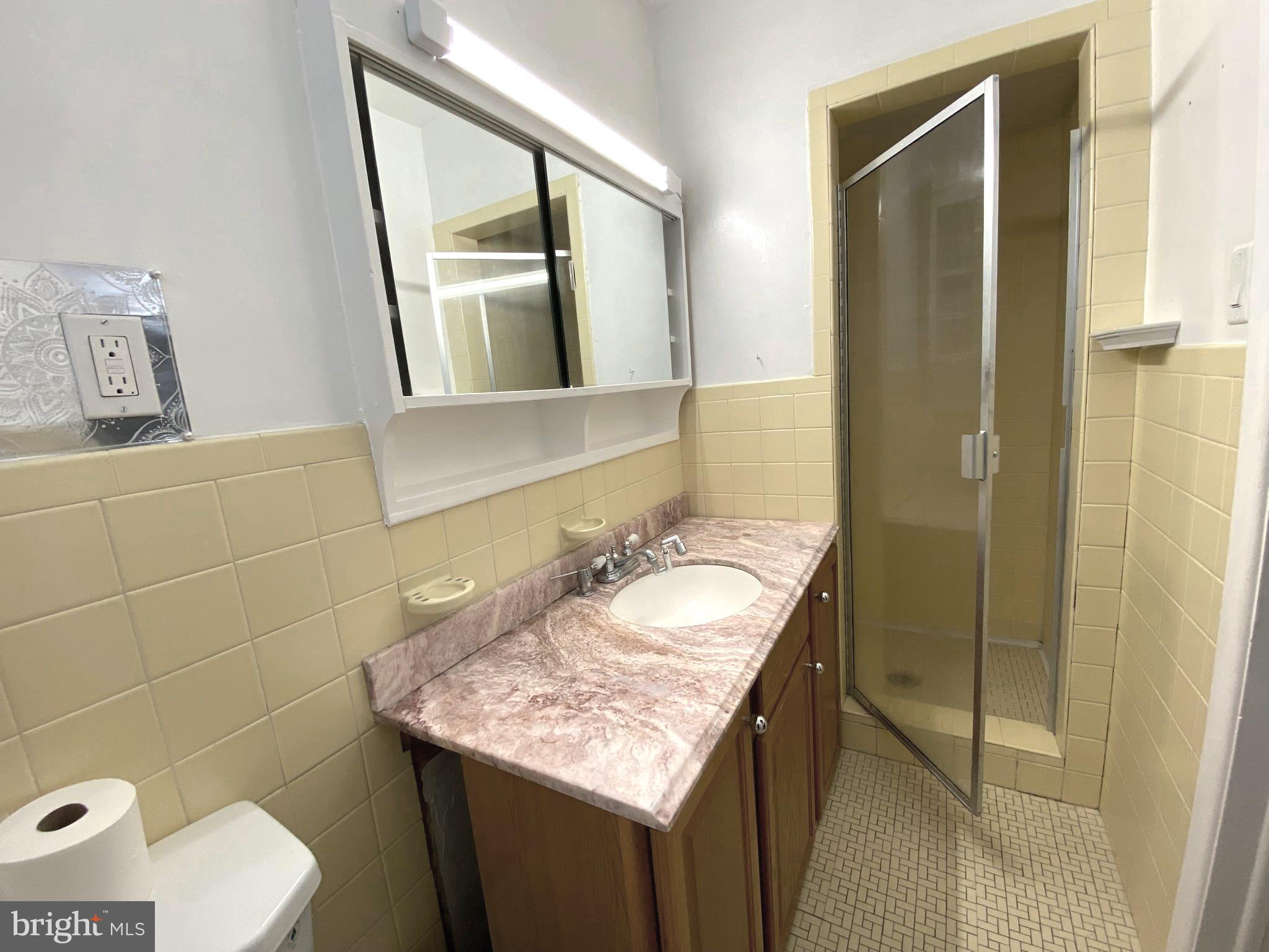 CHELTENHAM - Residential