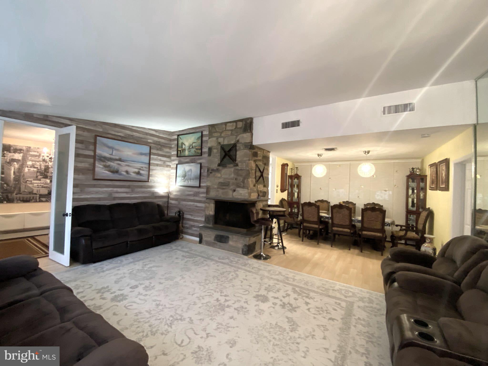 CHELTENHAM - Residential