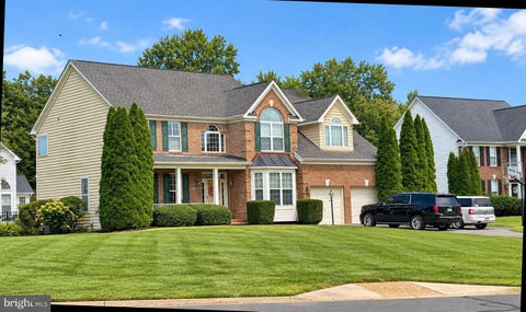 Photo of 6112 Tinley Mill Drive, HAYMARKET, VA 20169 (MLS # VAPW2129736)