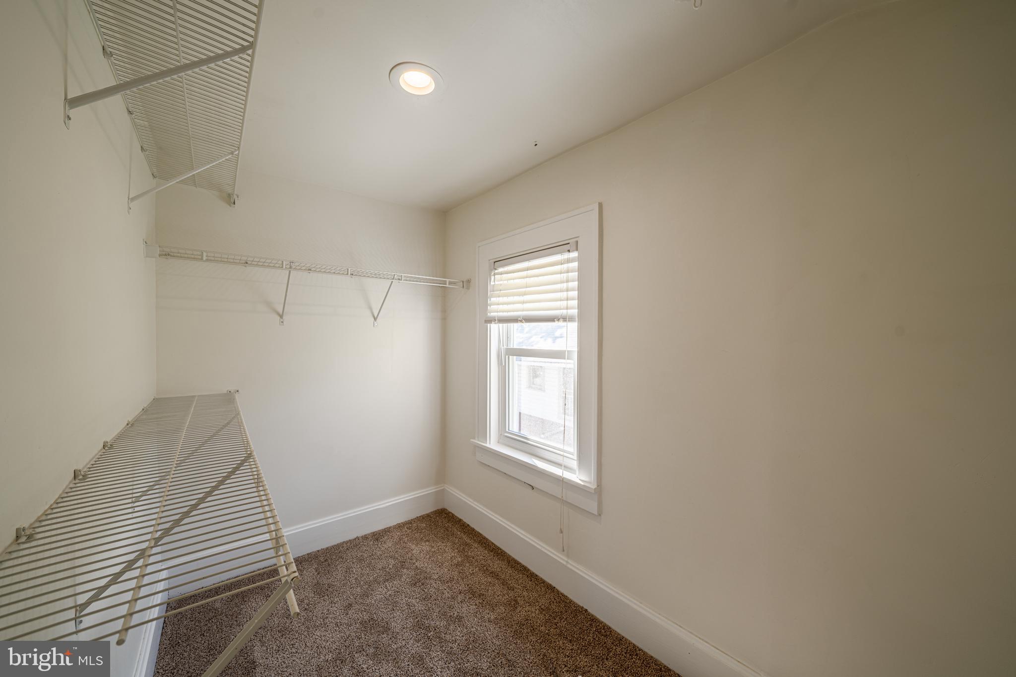 NORTH END - Residential