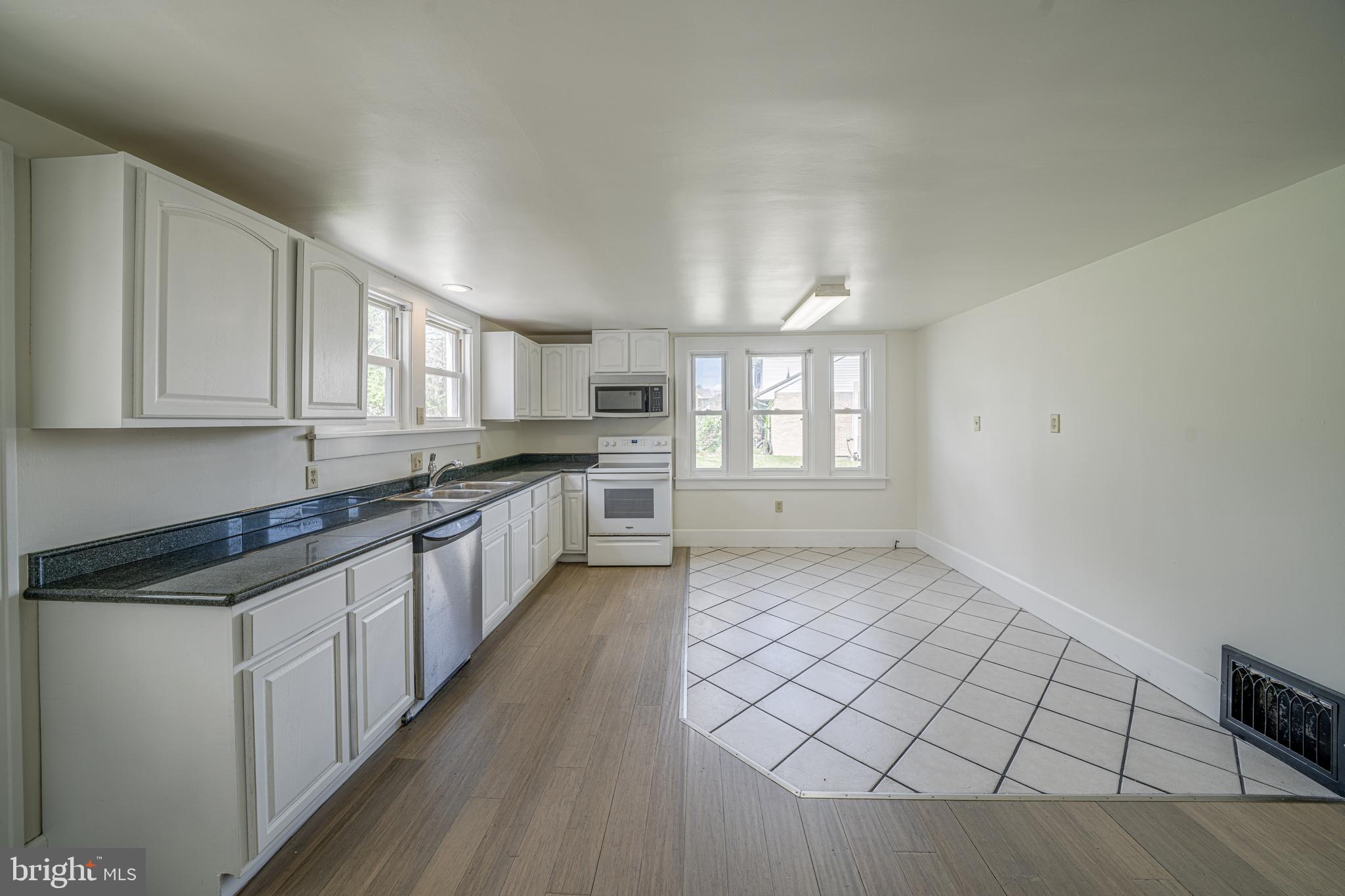 NORTH END - Residential