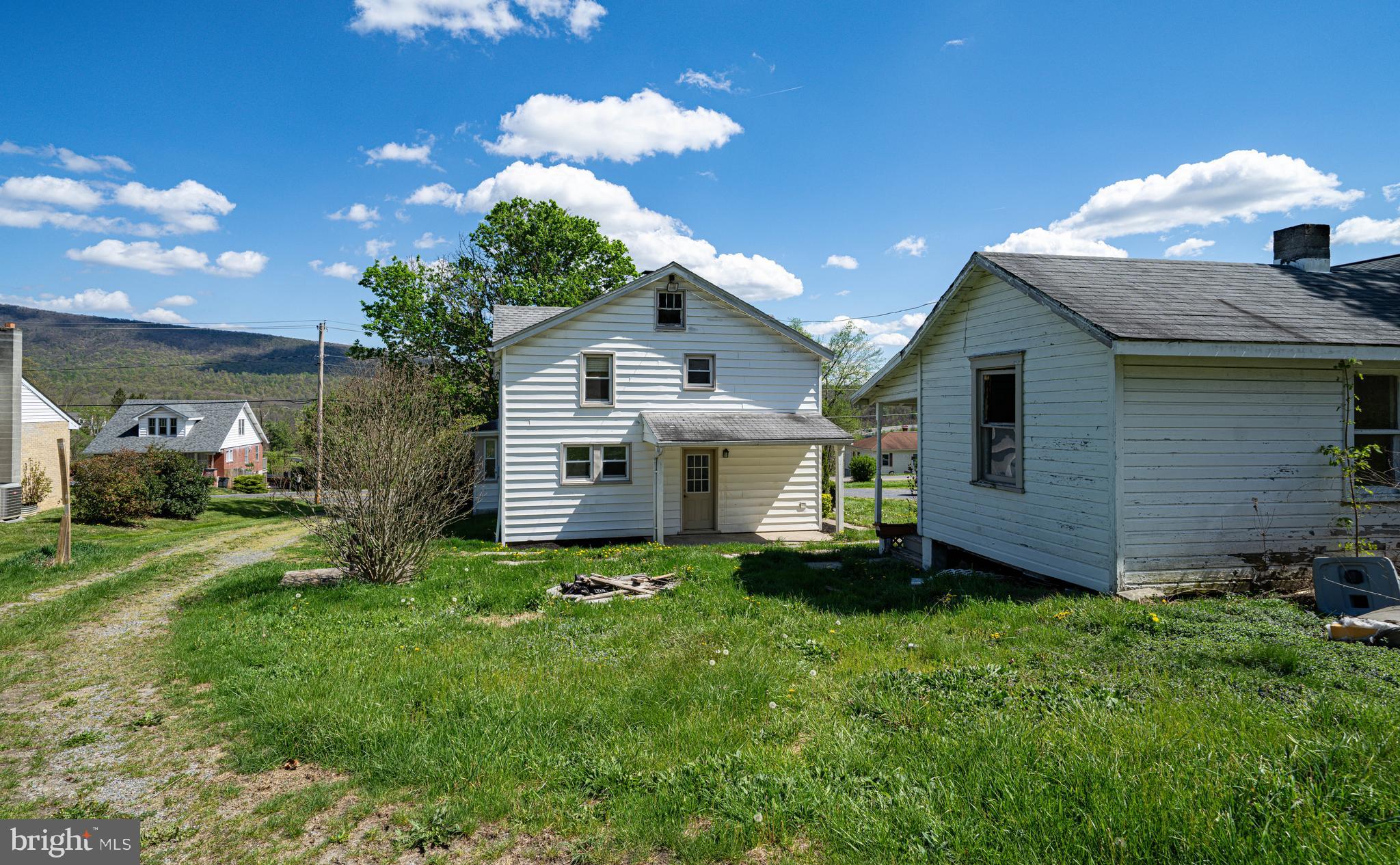 NORTH END - Residential