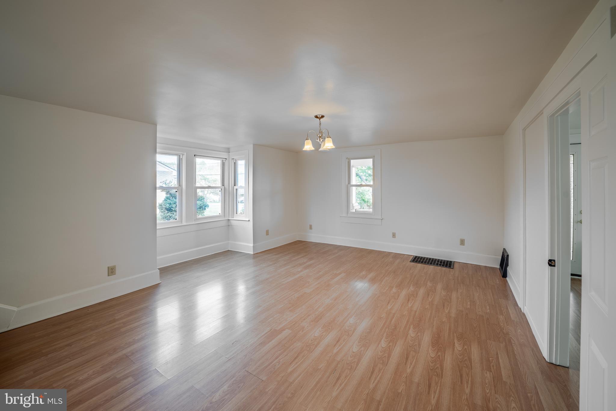 NORTH END - Residential