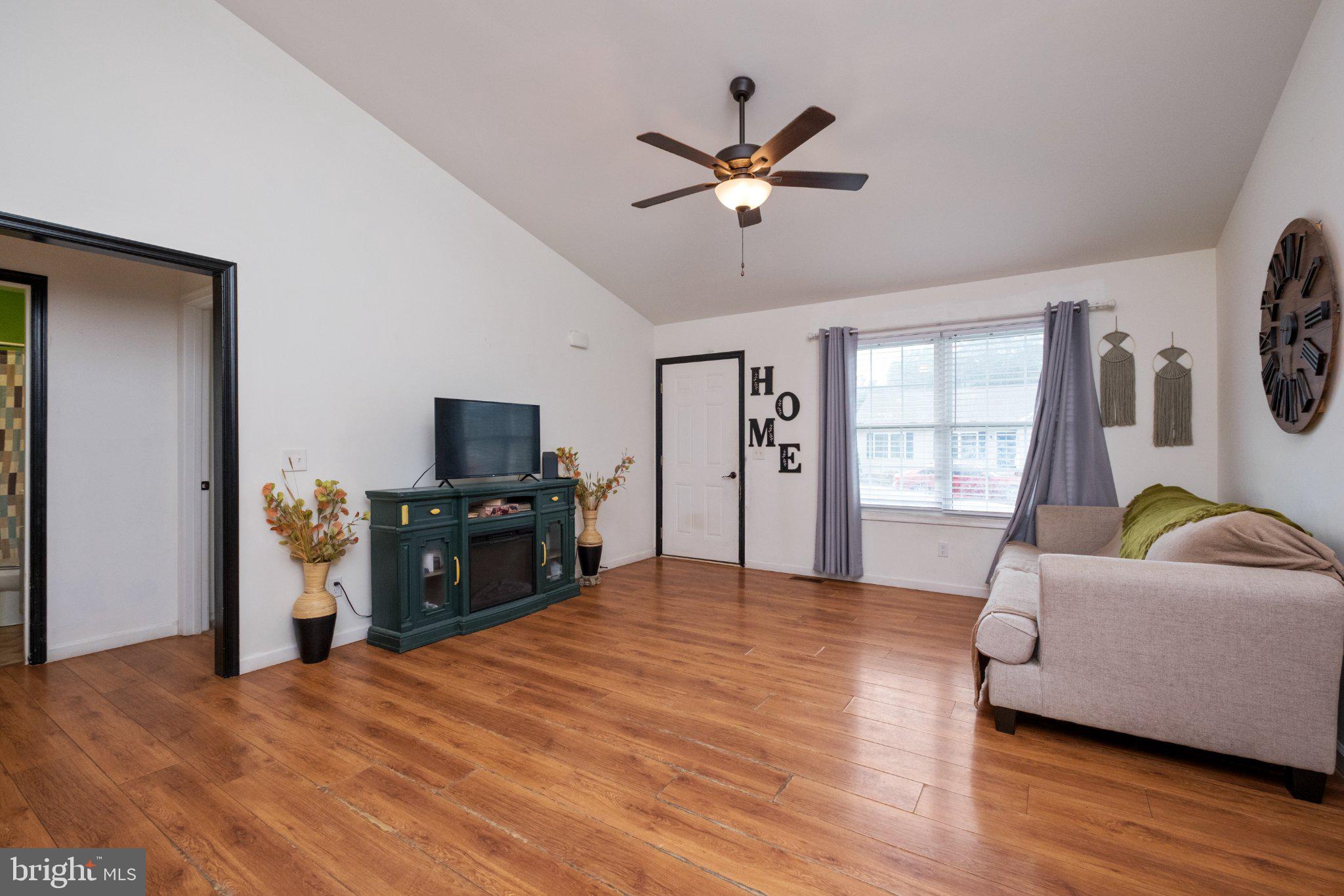 2397 BRENTWOOD DRIVE