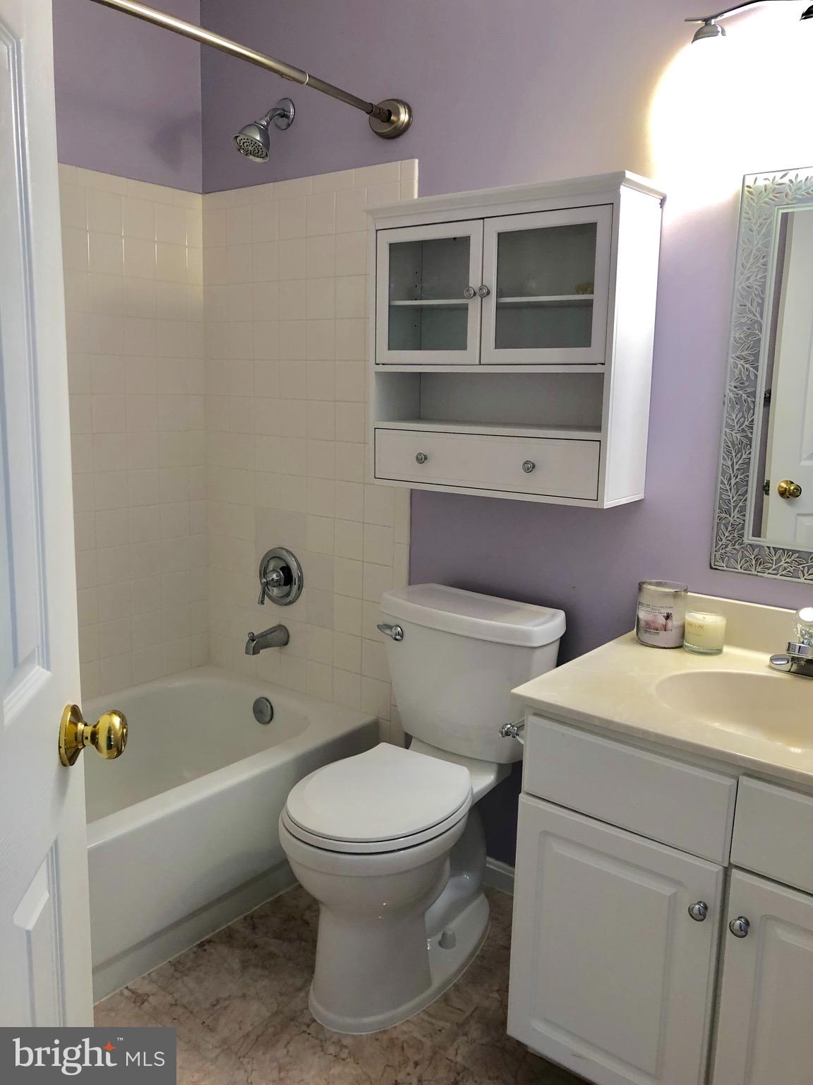 RIDGELEIGH - Residential Lease