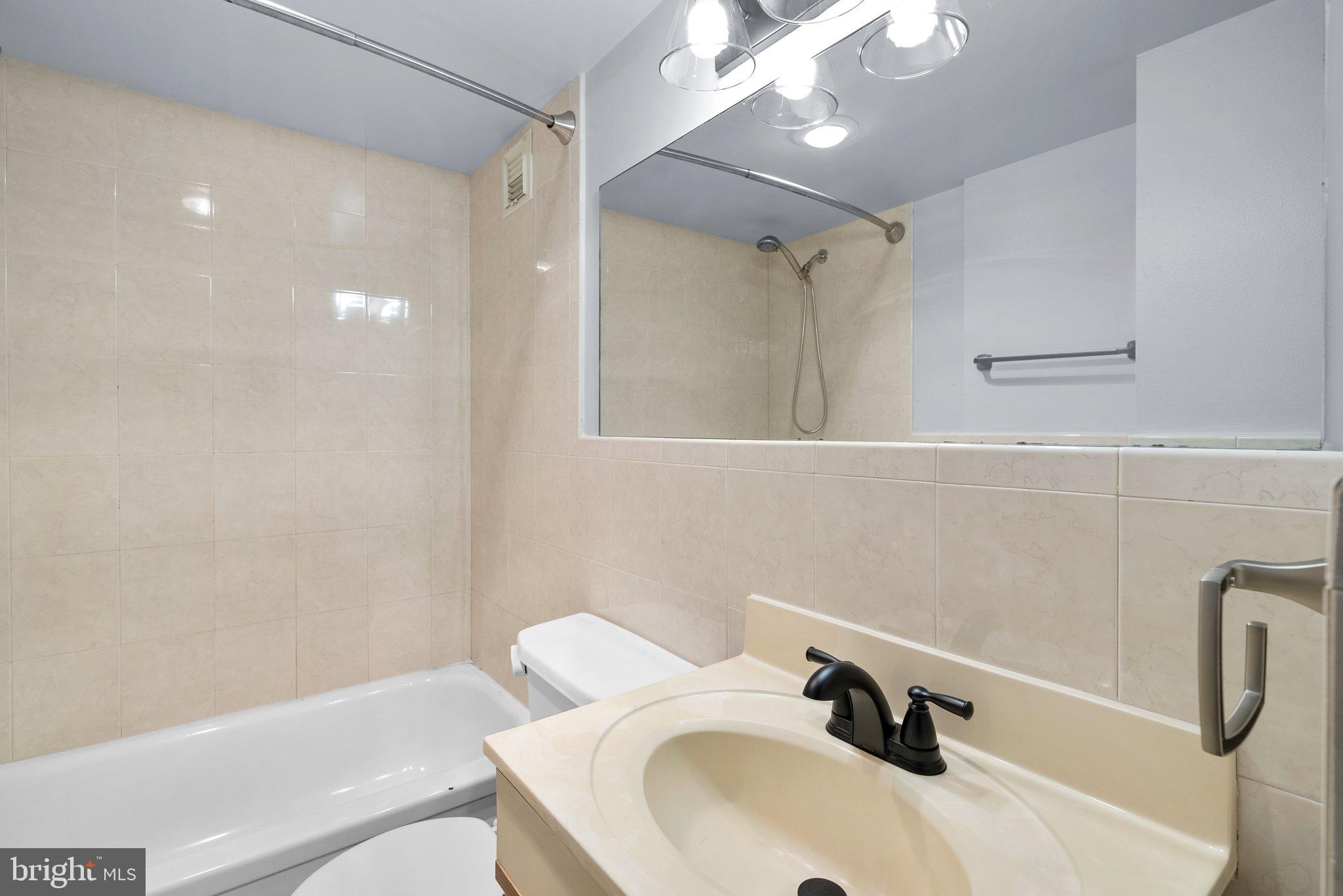 FAIRLINGTON - Residential Lease