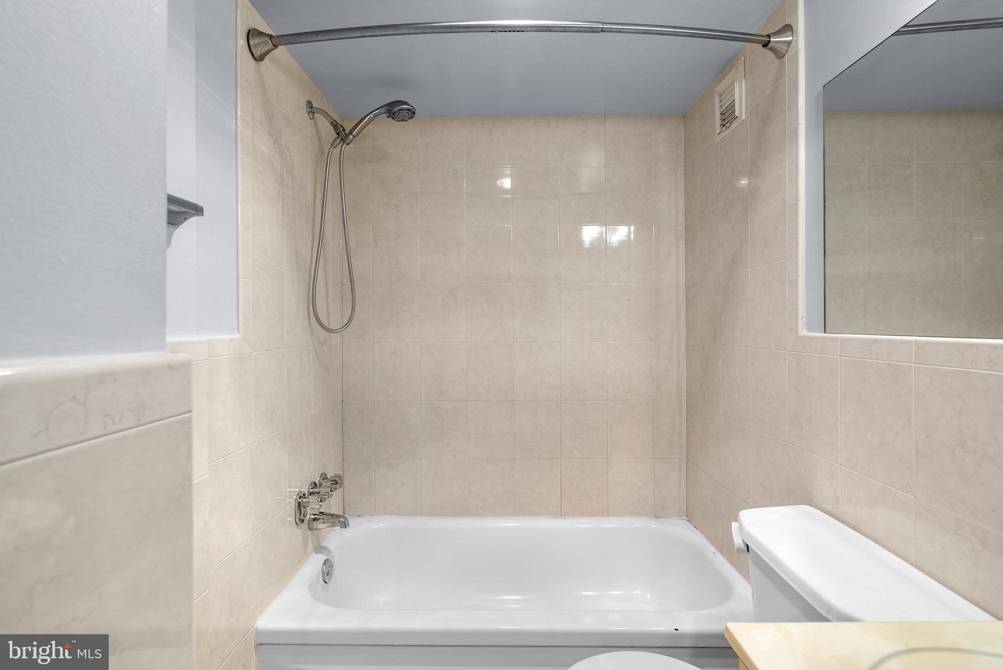 FAIRLINGTON - Residential Lease