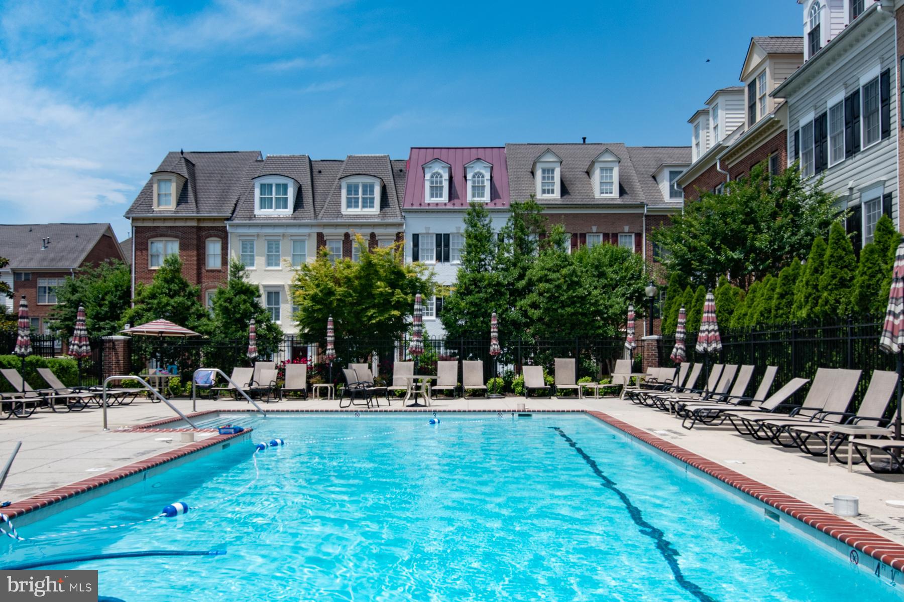 OLD TOWN VILLAGE - Residential Lease