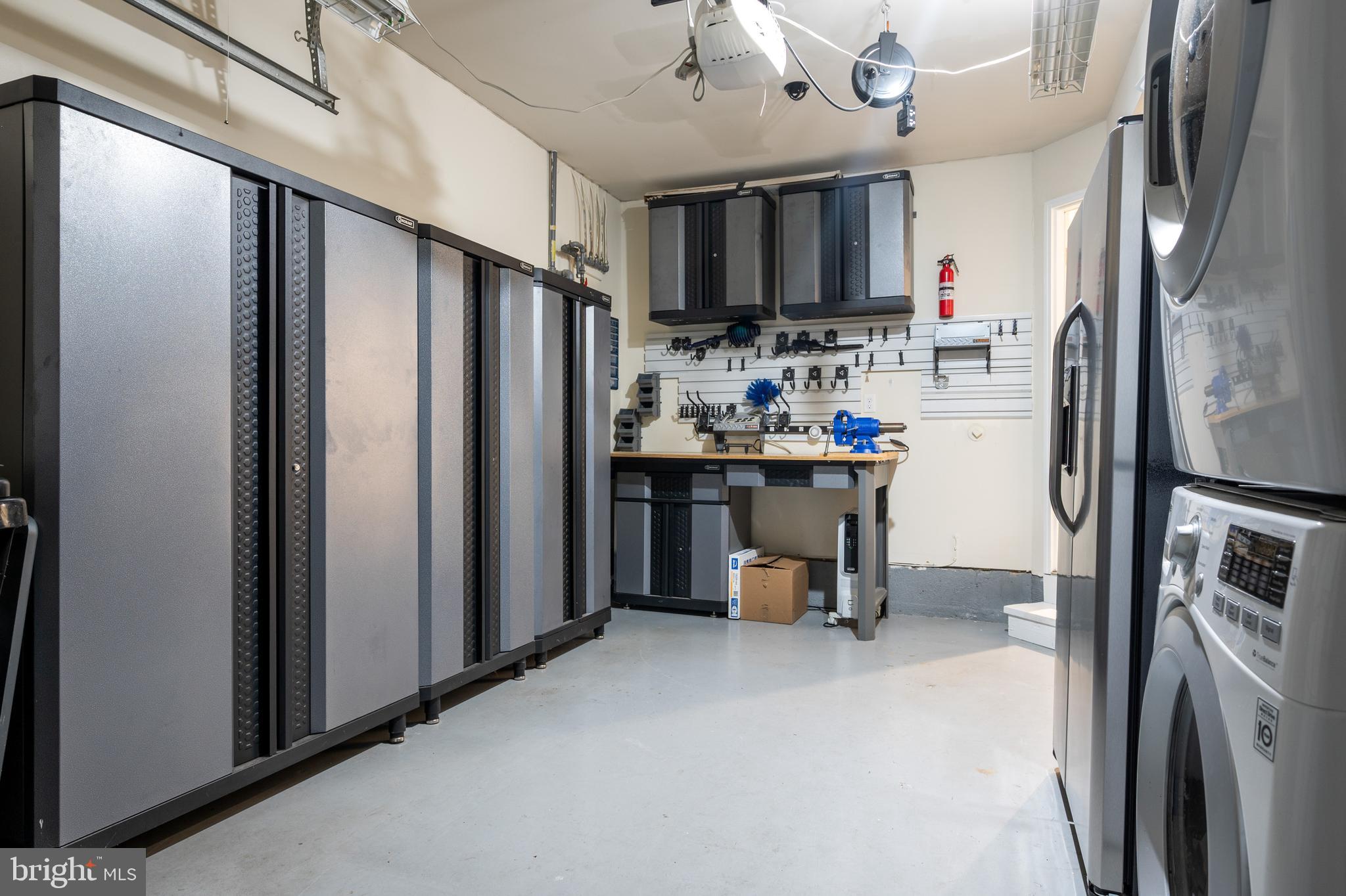 OLD TOWN VILLAGE - Residential Lease