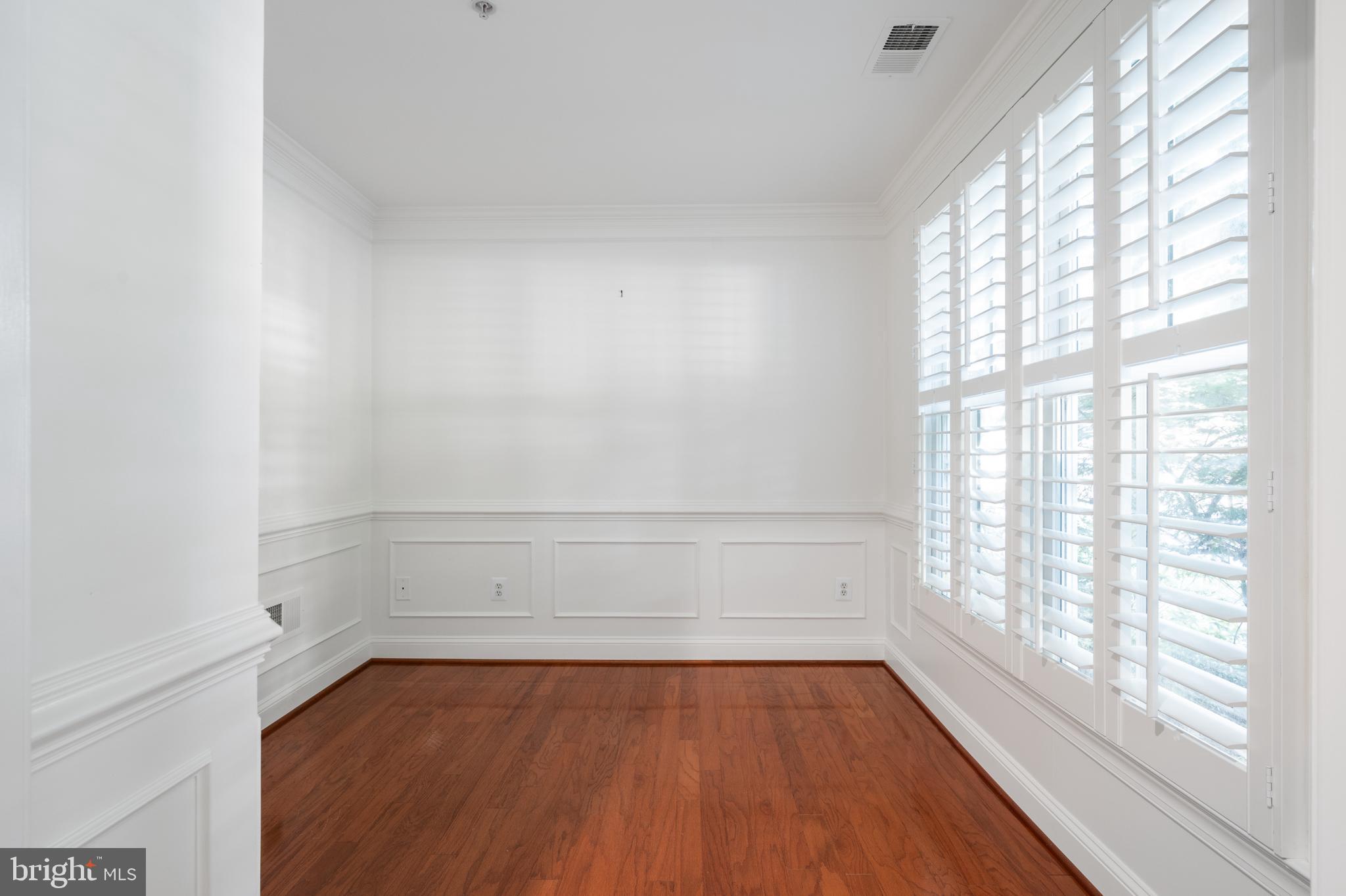 OLD TOWN VILLAGE - Residential Lease