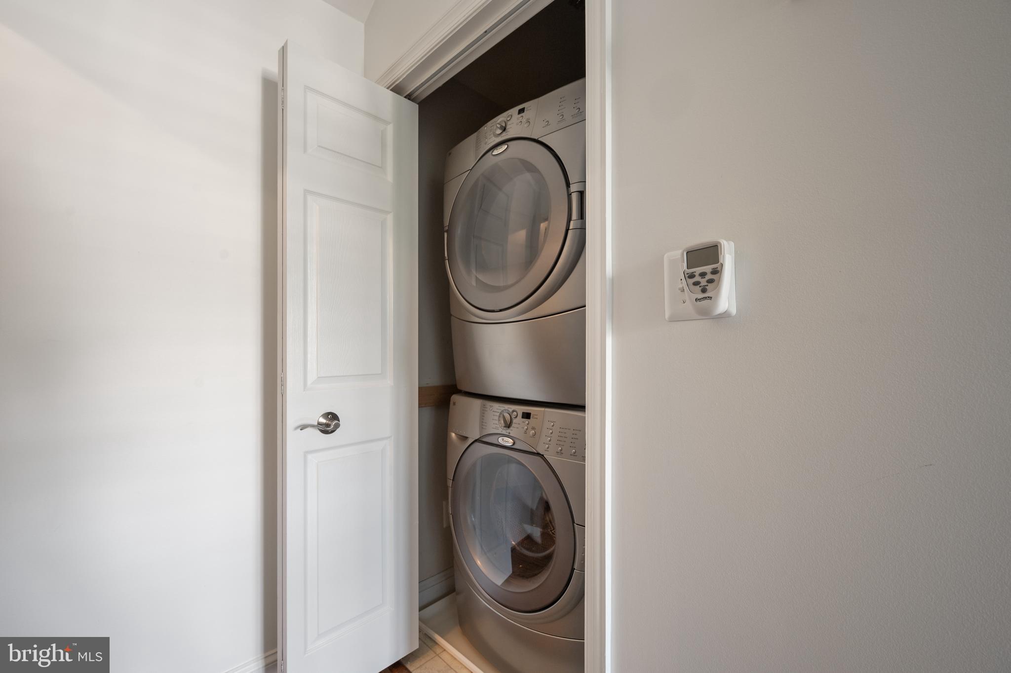 OLD TOWN VILLAGE - Residential Lease