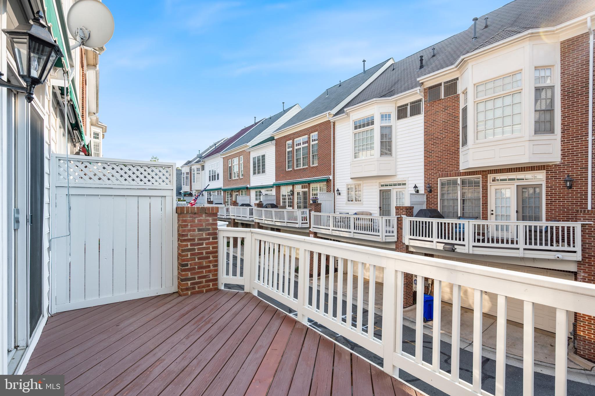 OLD TOWN VILLAGE - Residential Lease