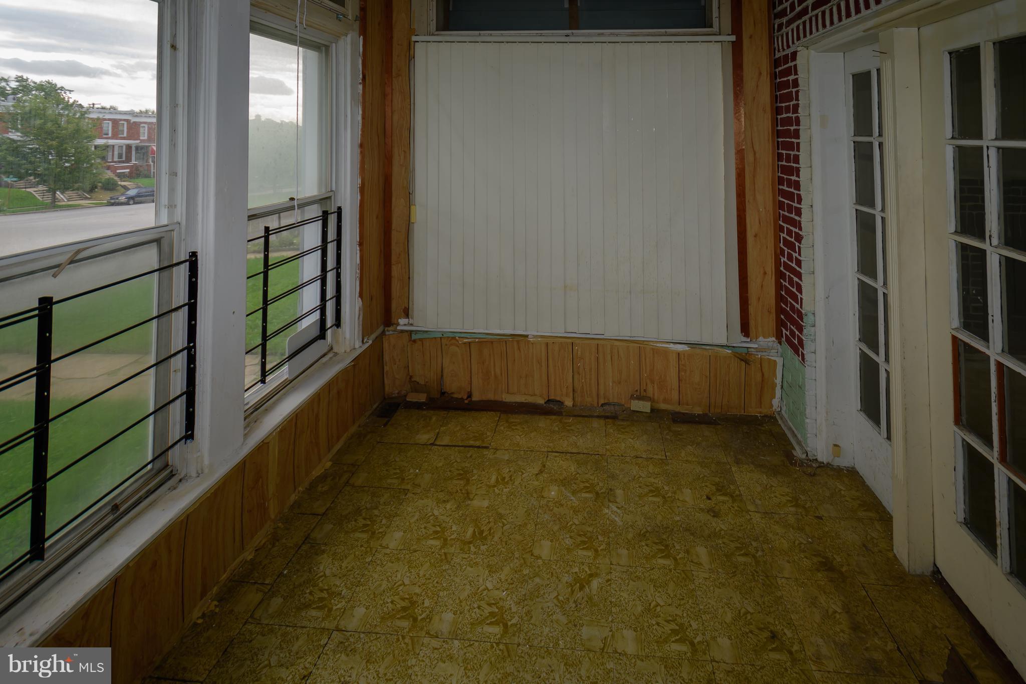 COLD SPRING NEWTOWN - Residential