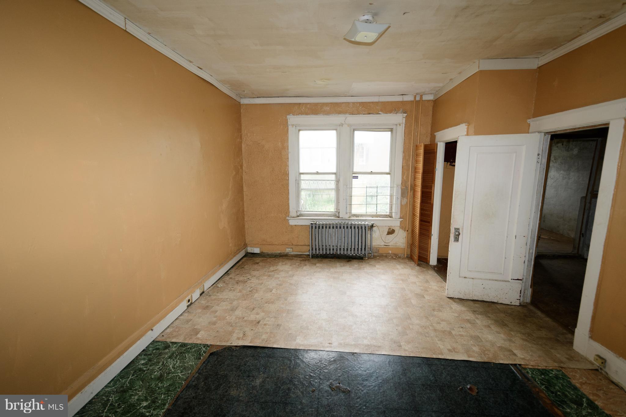 COLD SPRING NEWTOWN - Residential