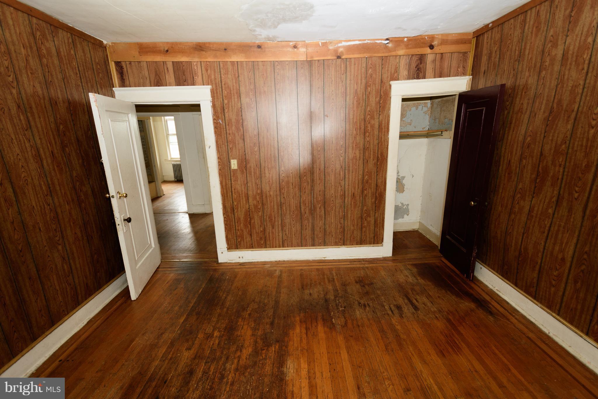 COLD SPRING NEWTOWN - Residential