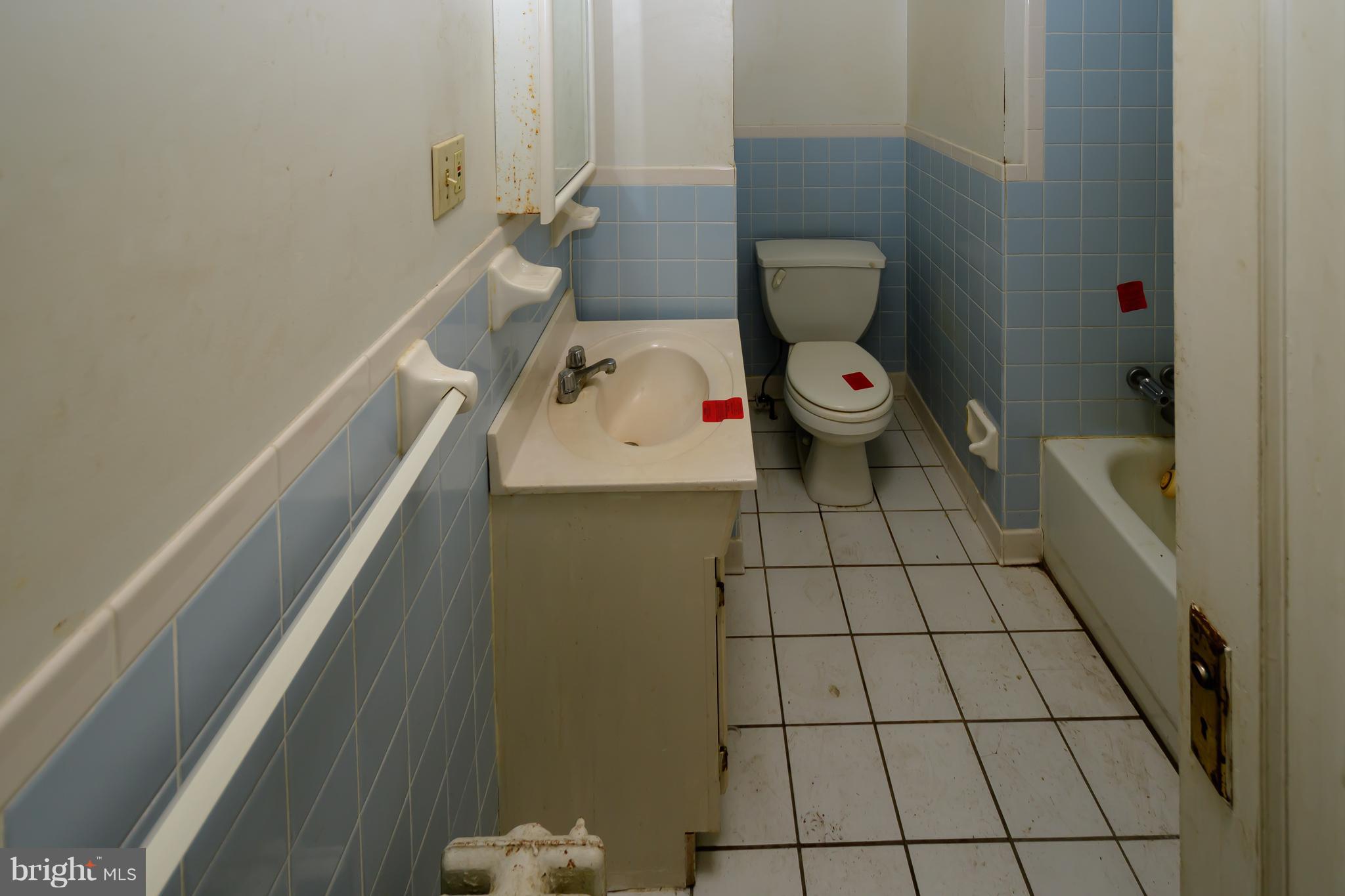 COLD SPRING NEWTOWN - Residential