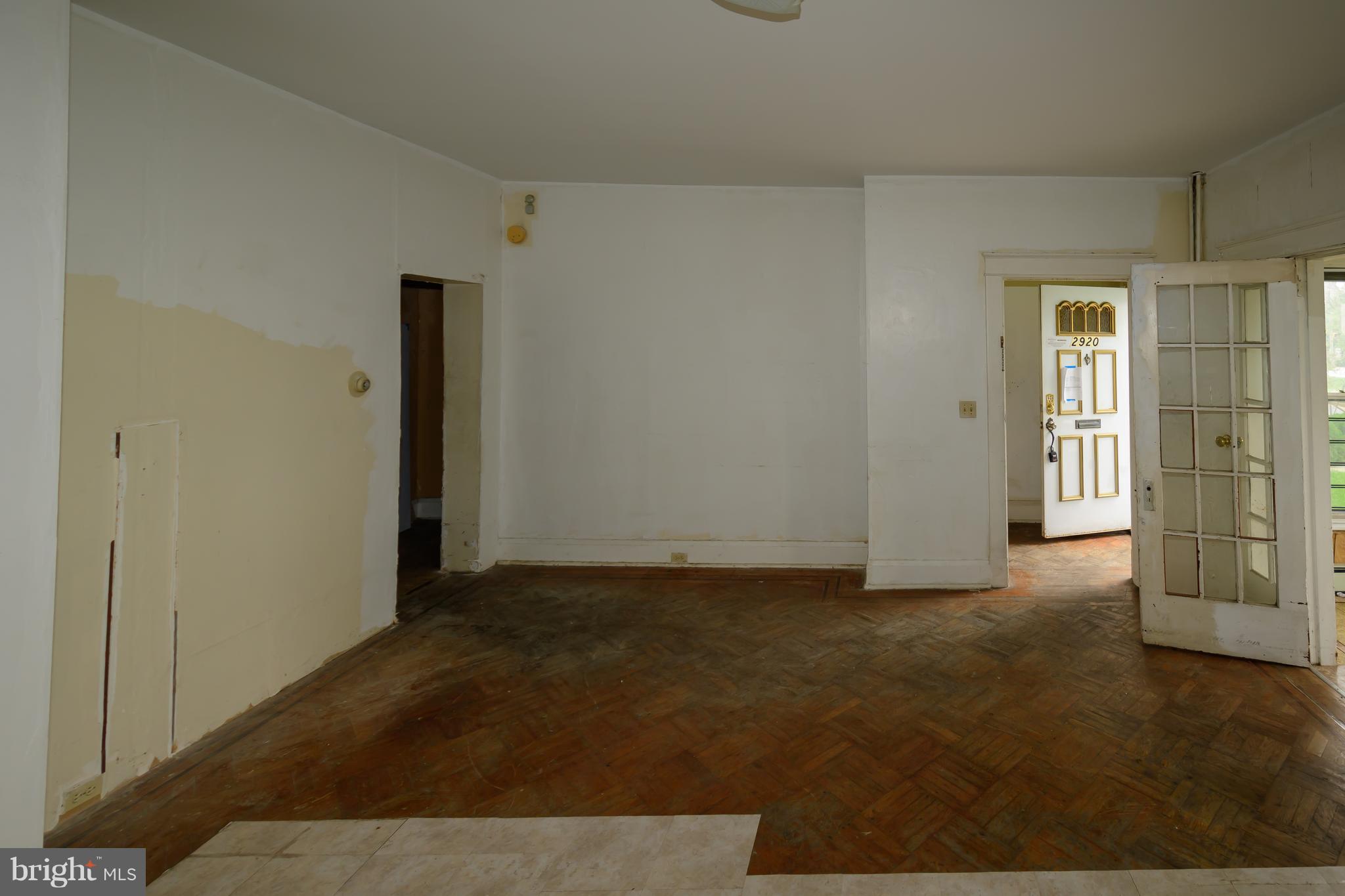 COLD SPRING NEWTOWN - Residential