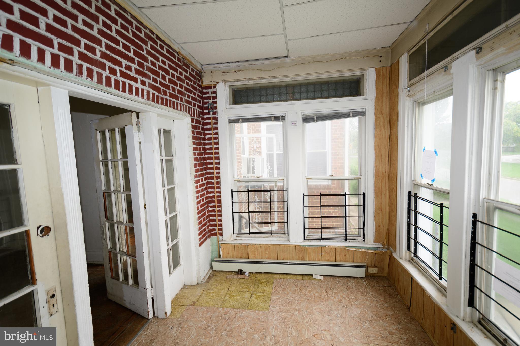 COLD SPRING NEWTOWN - Residential