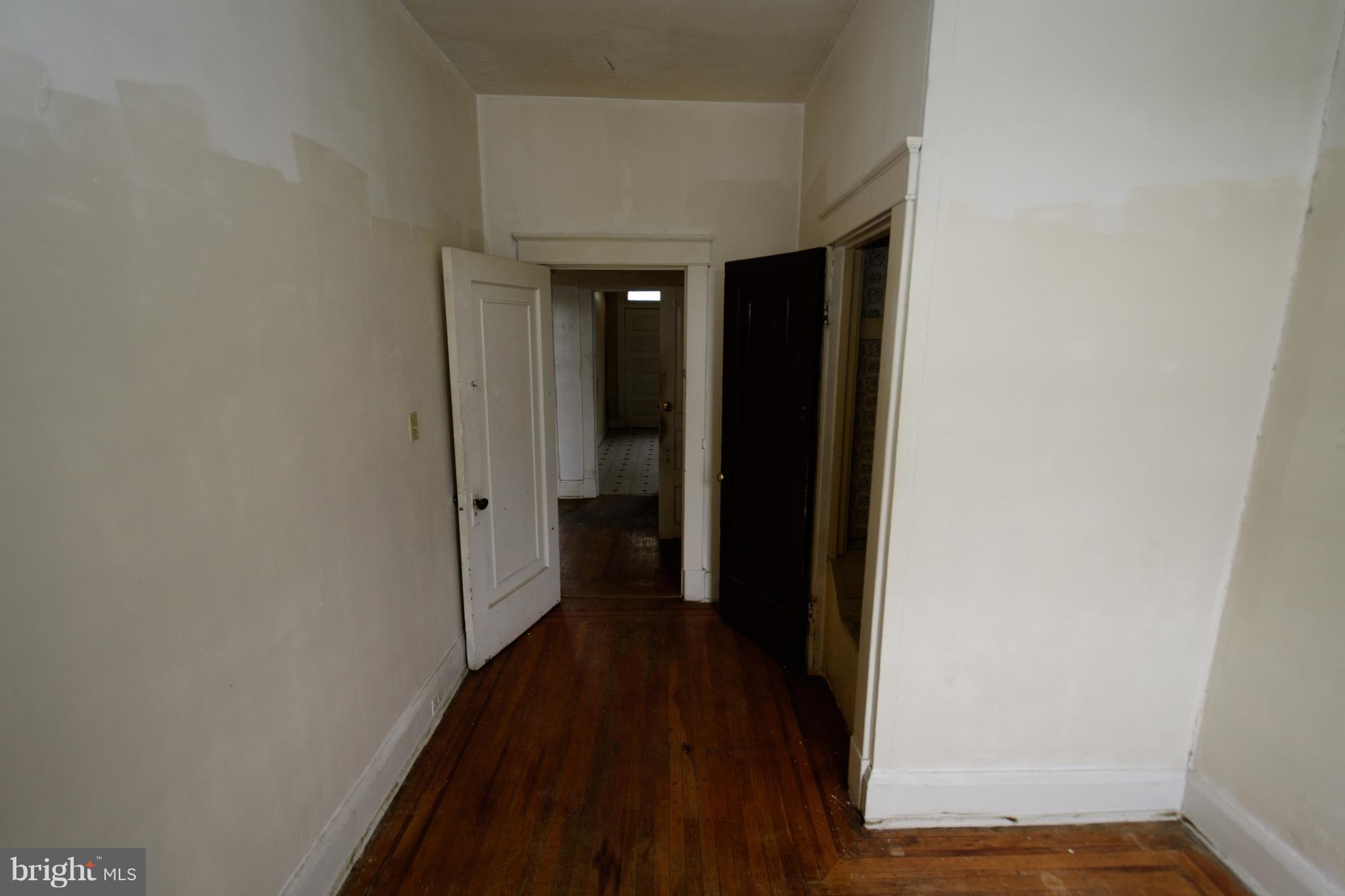 COLD SPRING NEWTOWN - Residential