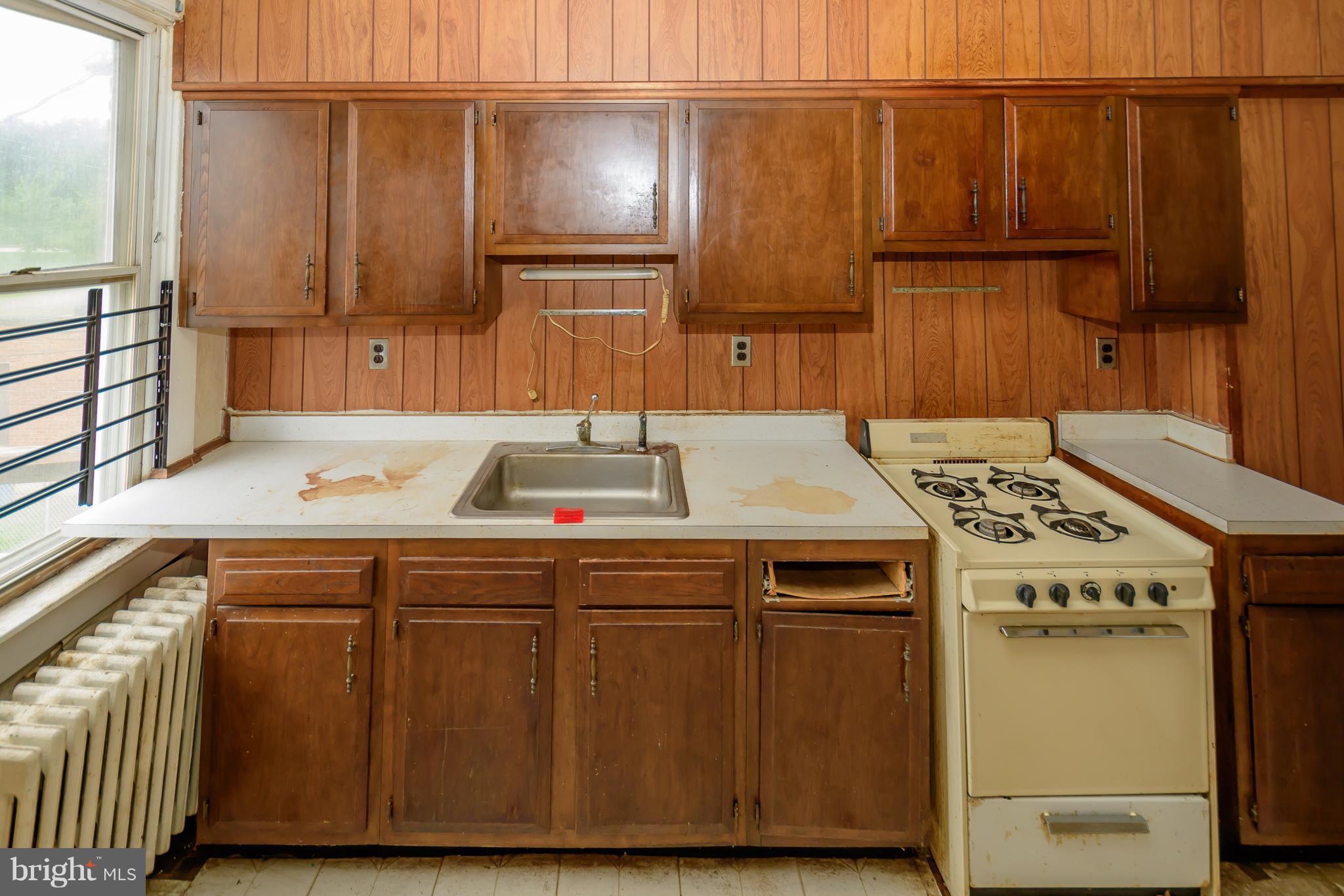 COLD SPRING NEWTOWN - Residential