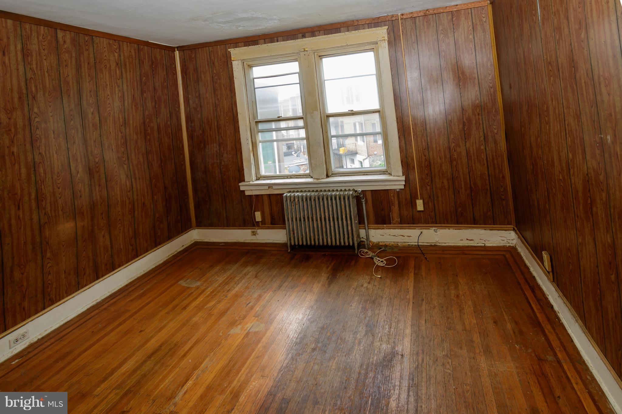 COLD SPRING NEWTOWN - Residential