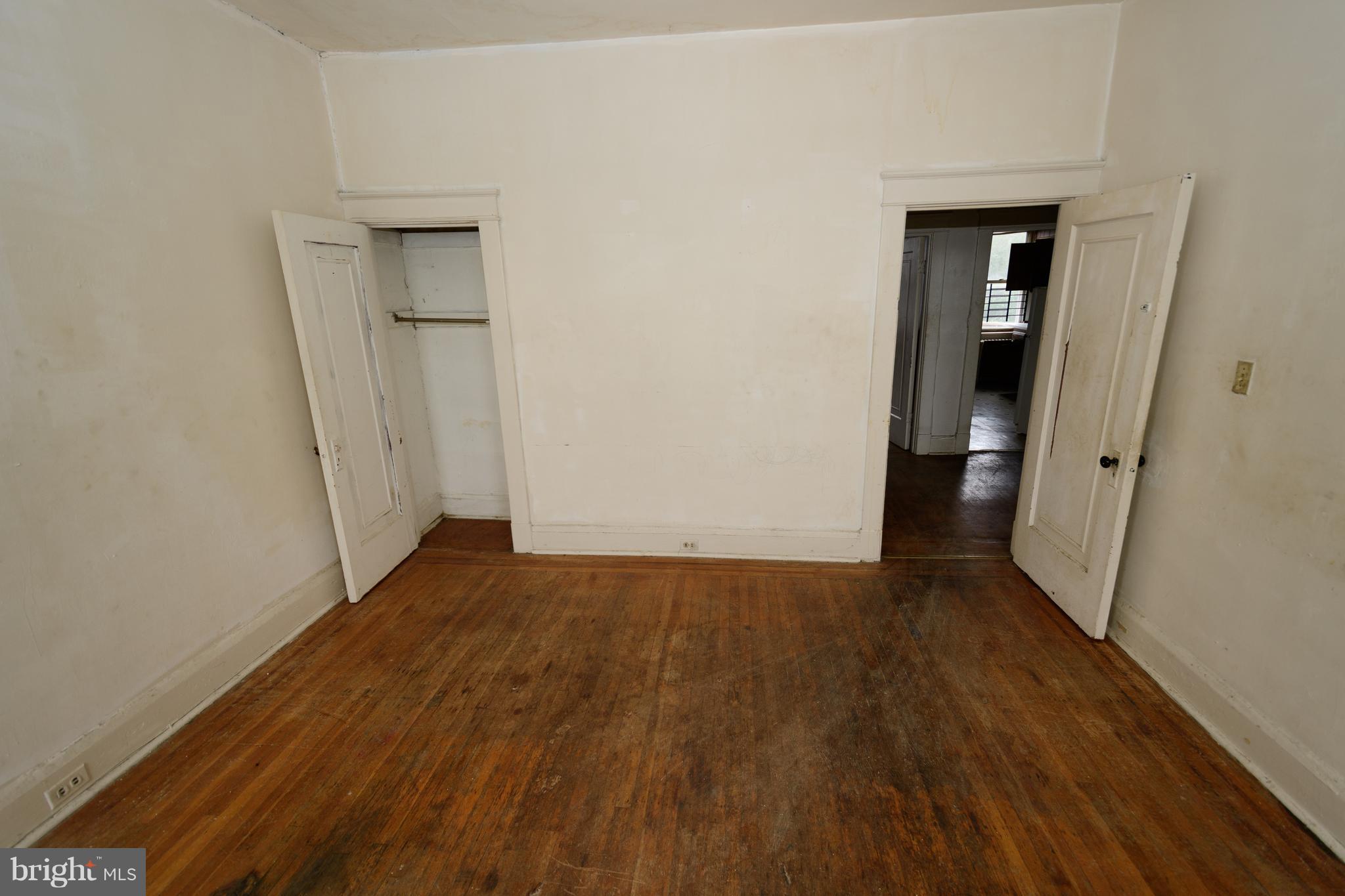 COLD SPRING NEWTOWN - Residential