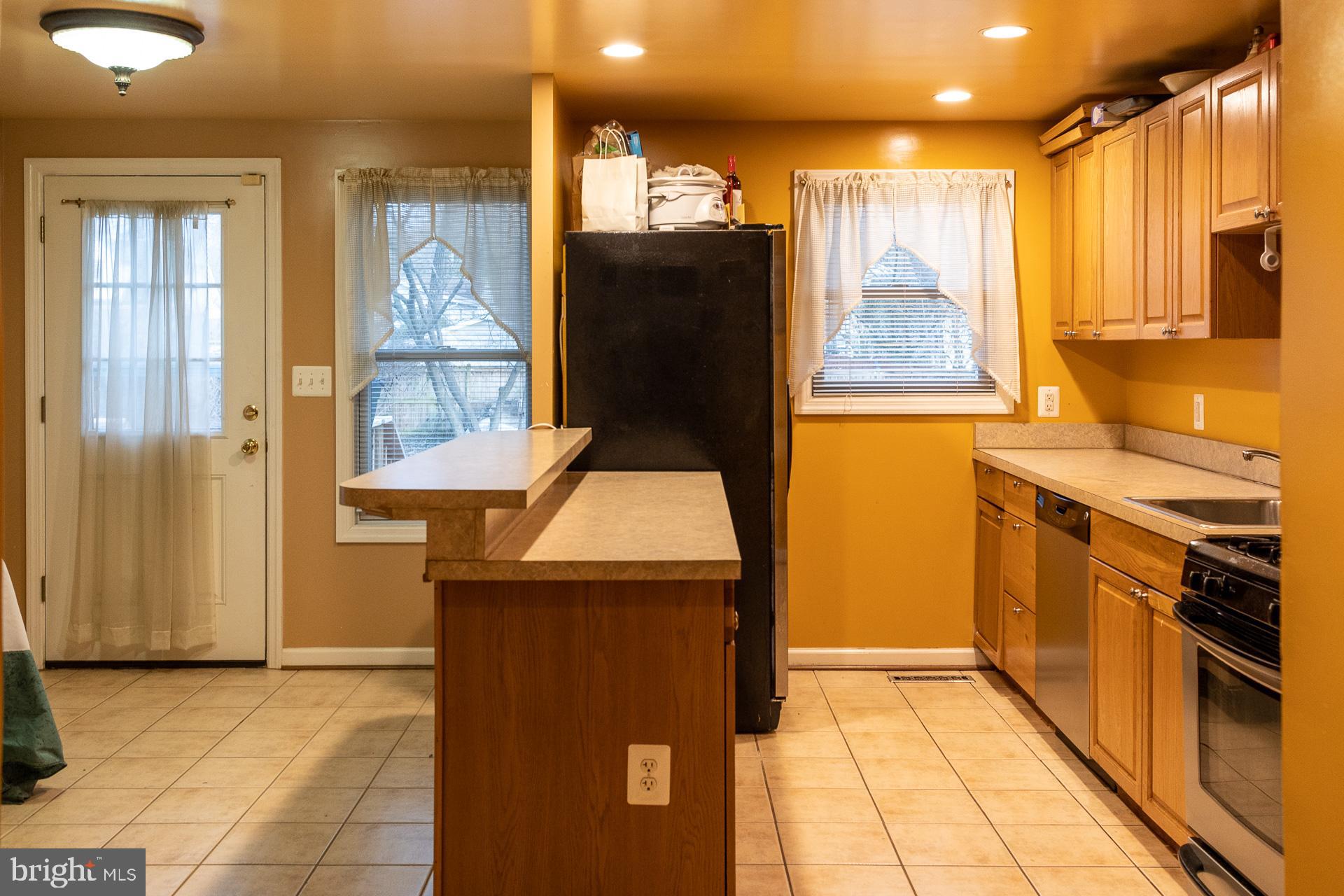 EAST HYATTSVILLE - Residential