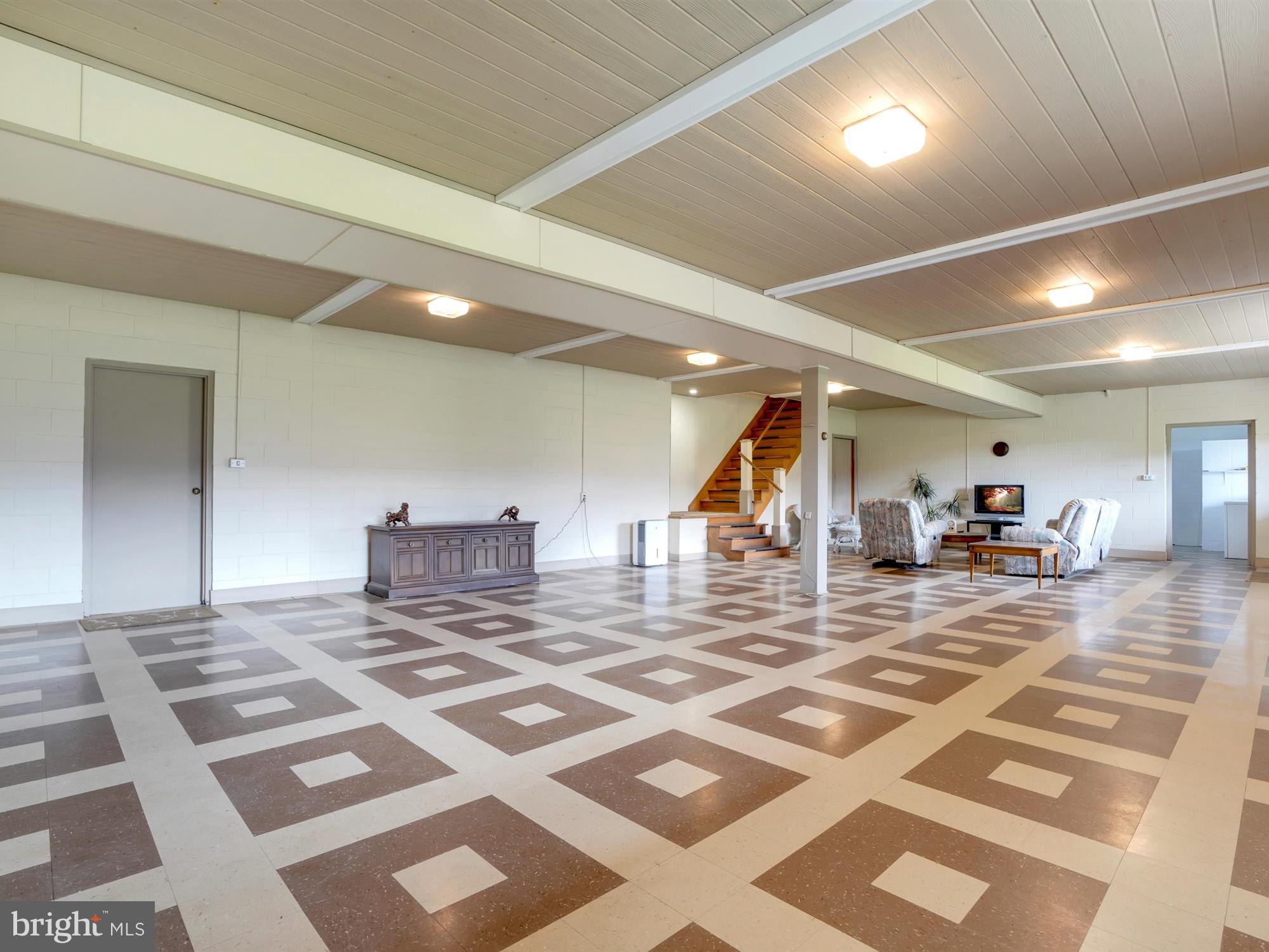 VALLEY VIEW - Residential