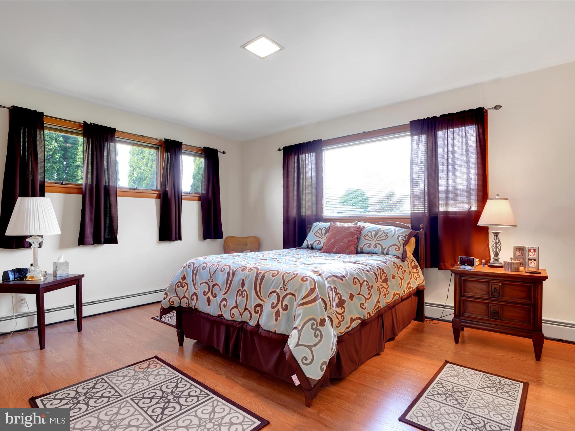 VALLEY VIEW - Residential