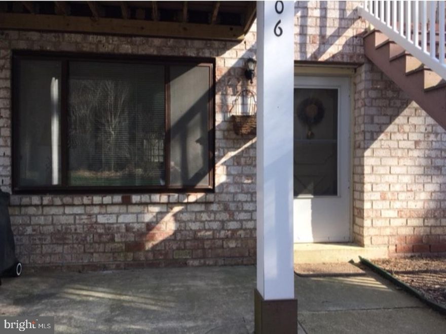Enjoy One floor living in this bright 1ST floor end unit condo. Beautifully maintained with private garden area. Features oversized Living/Great room with dining area, updated kitchen, large bedroom with walk-in closet and full bath.