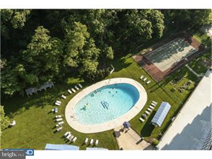 PARK PLAZA - Residential Lease