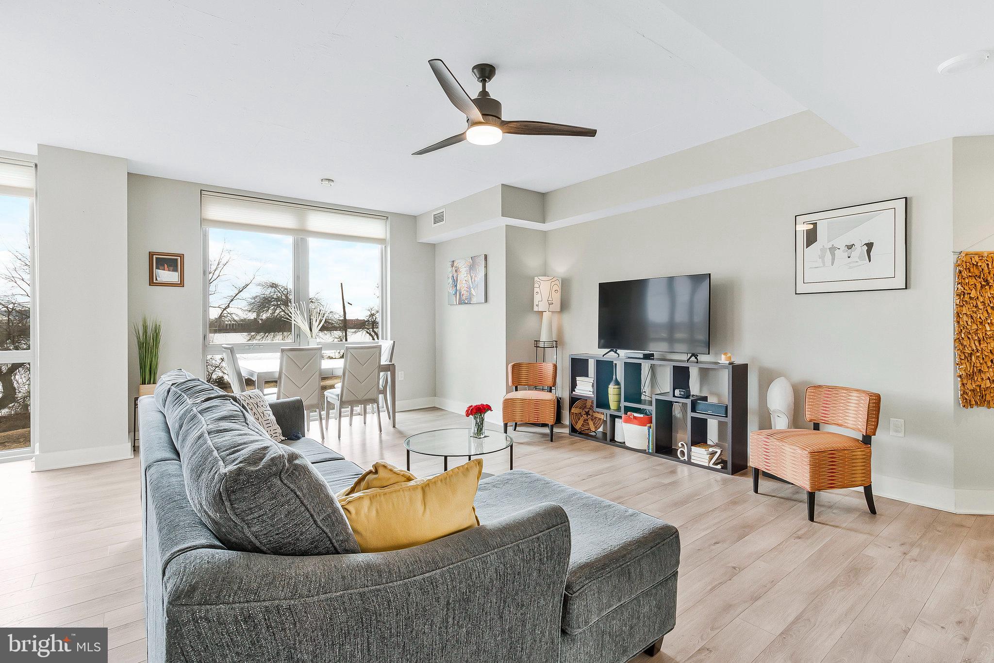 88 V STREET SW 201