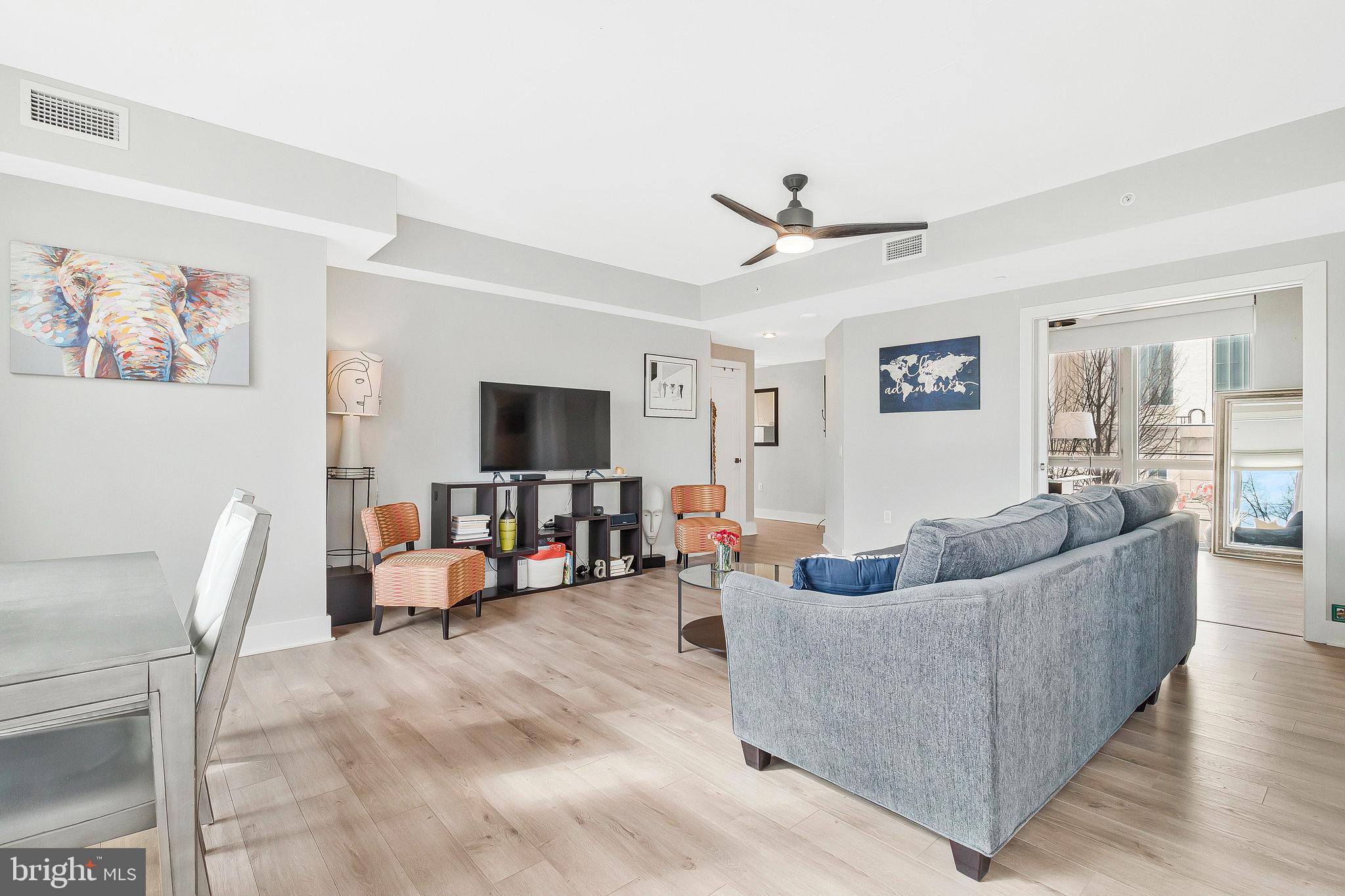 88 V STREET SW 201