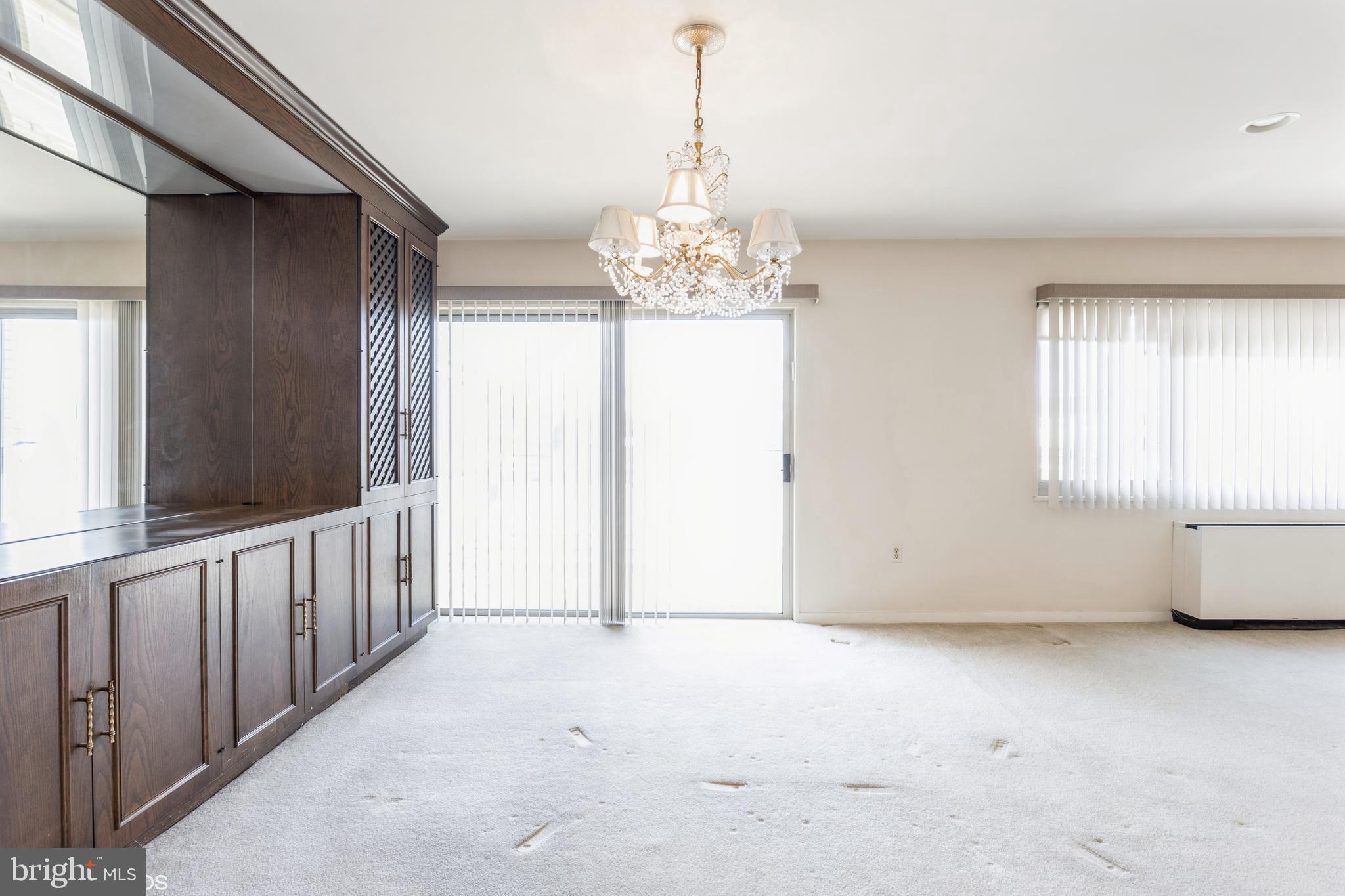 PARK TOWERS WEST - Residential