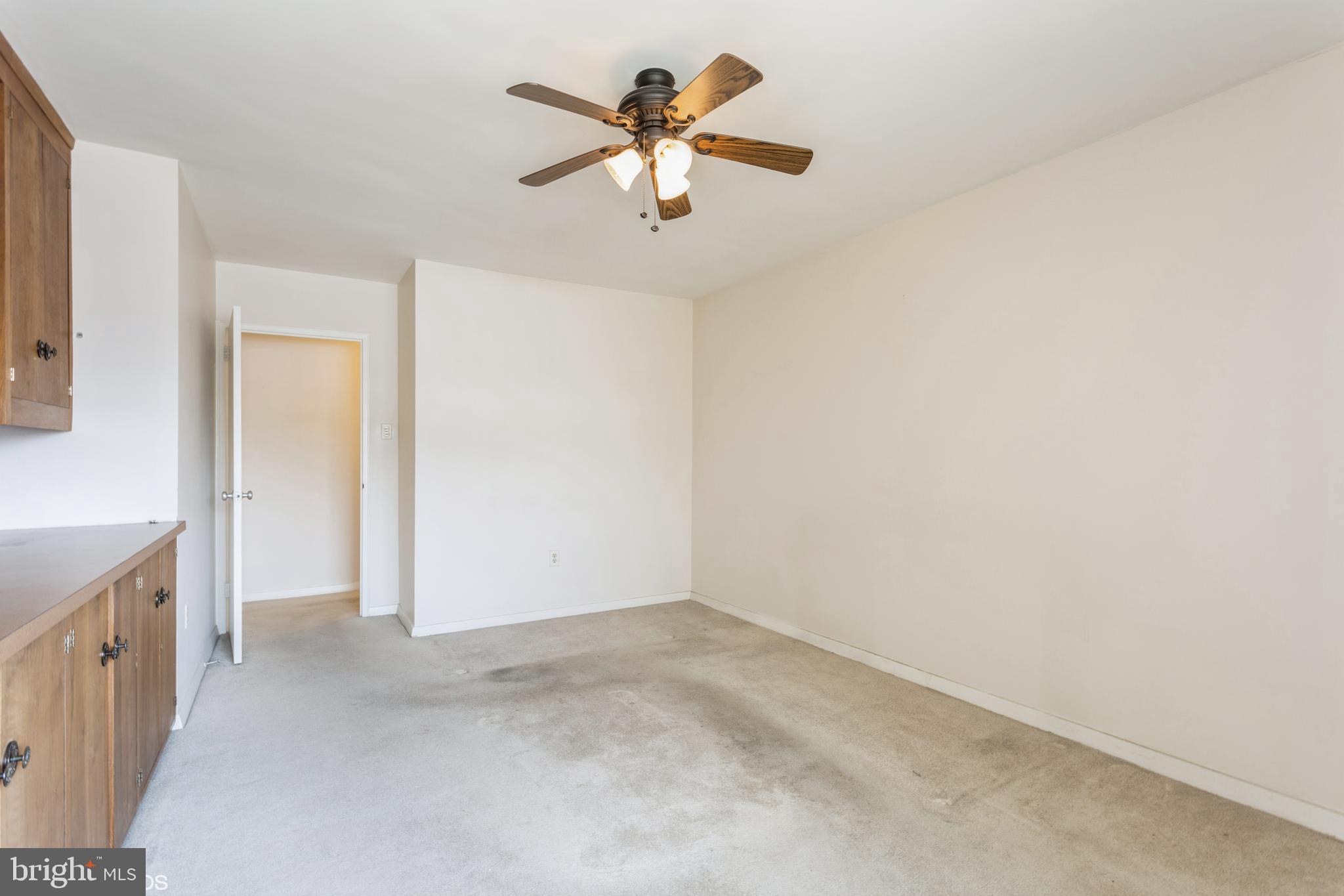 PARK TOWERS WEST - Residential