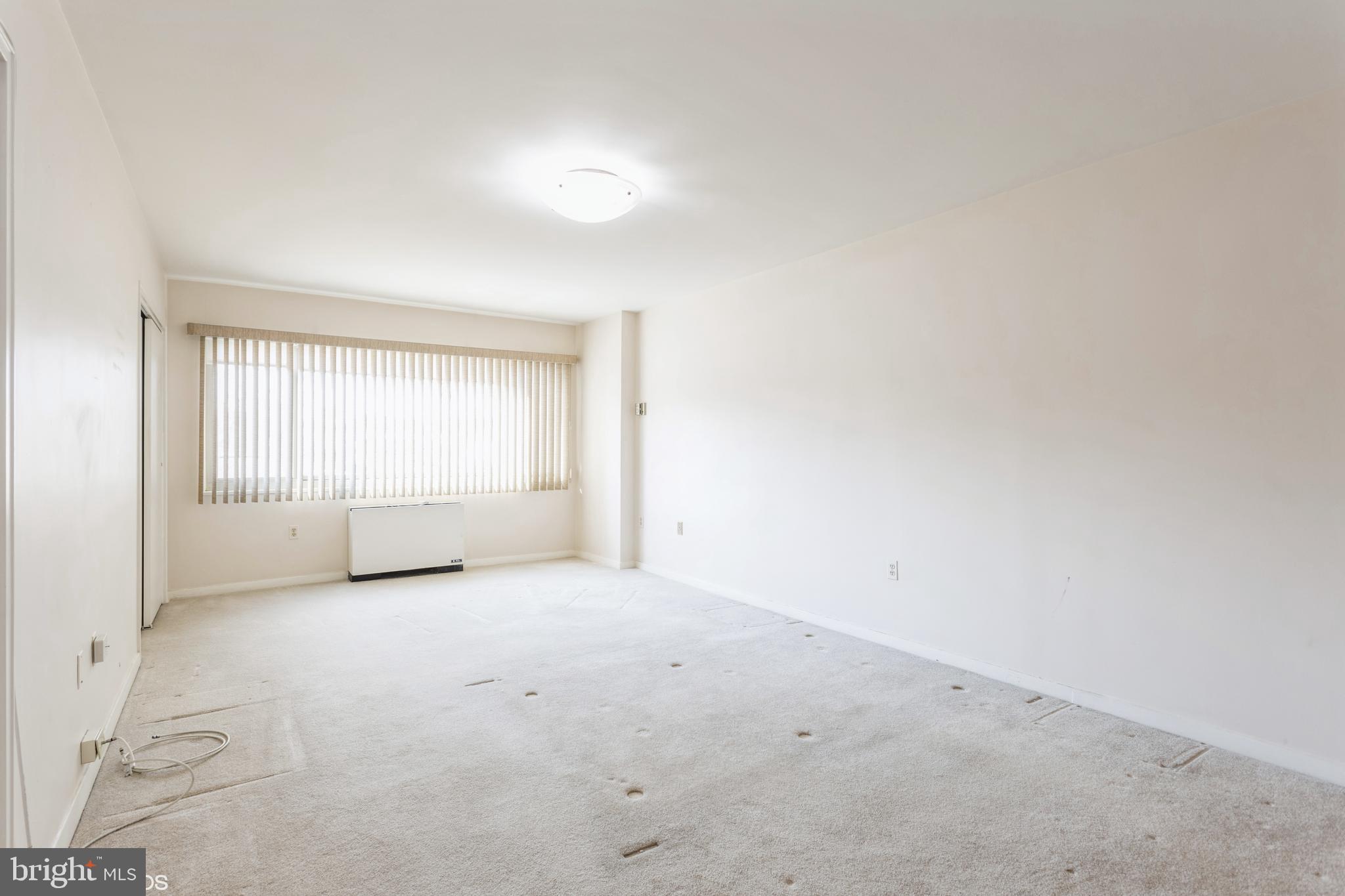 PARK TOWERS WEST - Residential