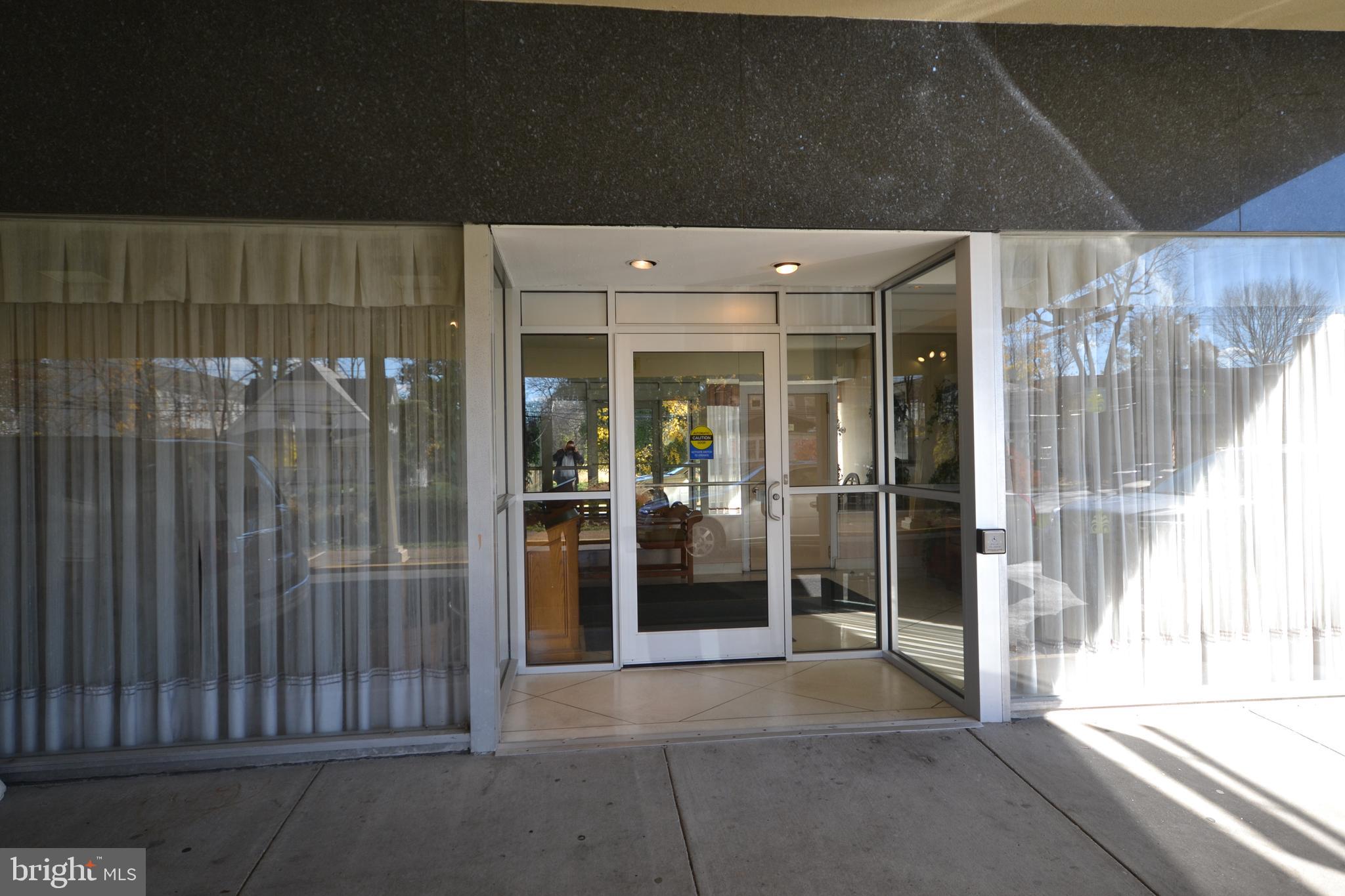 PARK TOWERS WEST - Residential