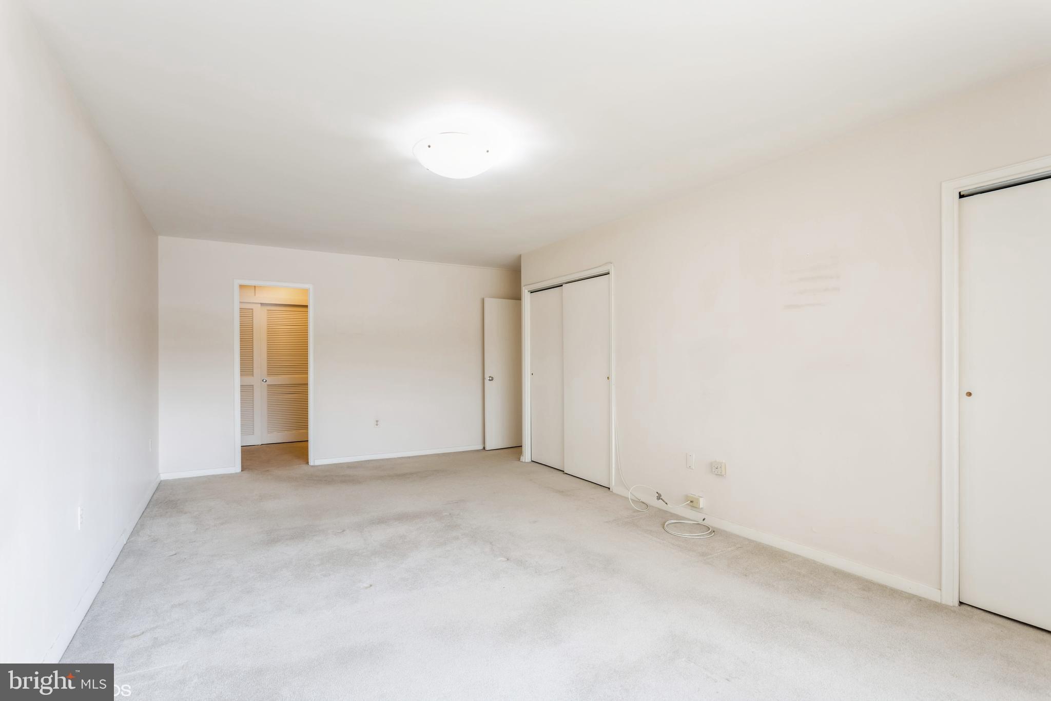 PARK TOWERS WEST - Residential