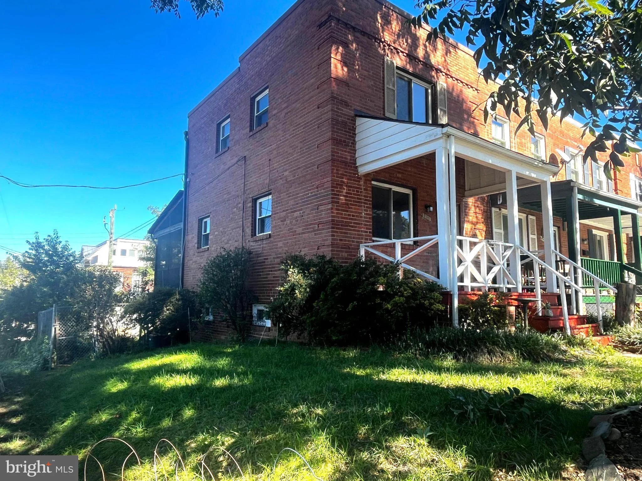 200 Lynhaven Drive