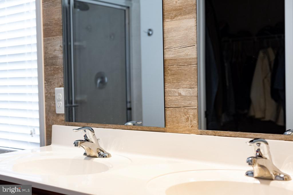 FLORIN HILL - Residential