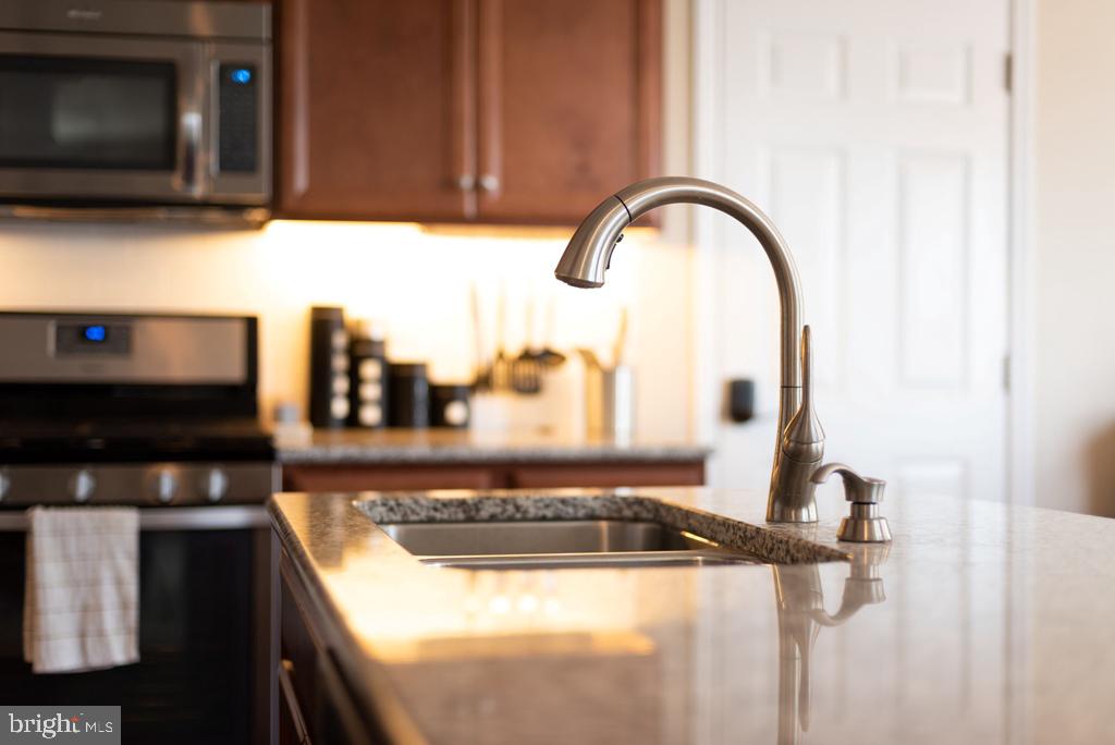 FLORIN HILL - Residential