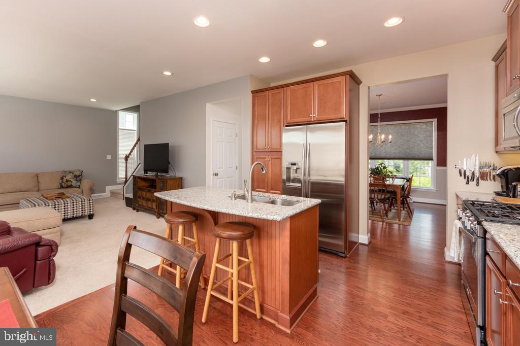 FLORIN HILL - Residential