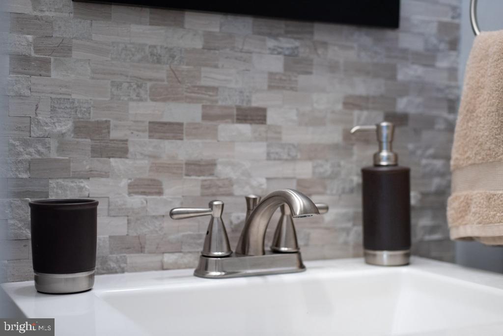 FLORIN HILL - Residential