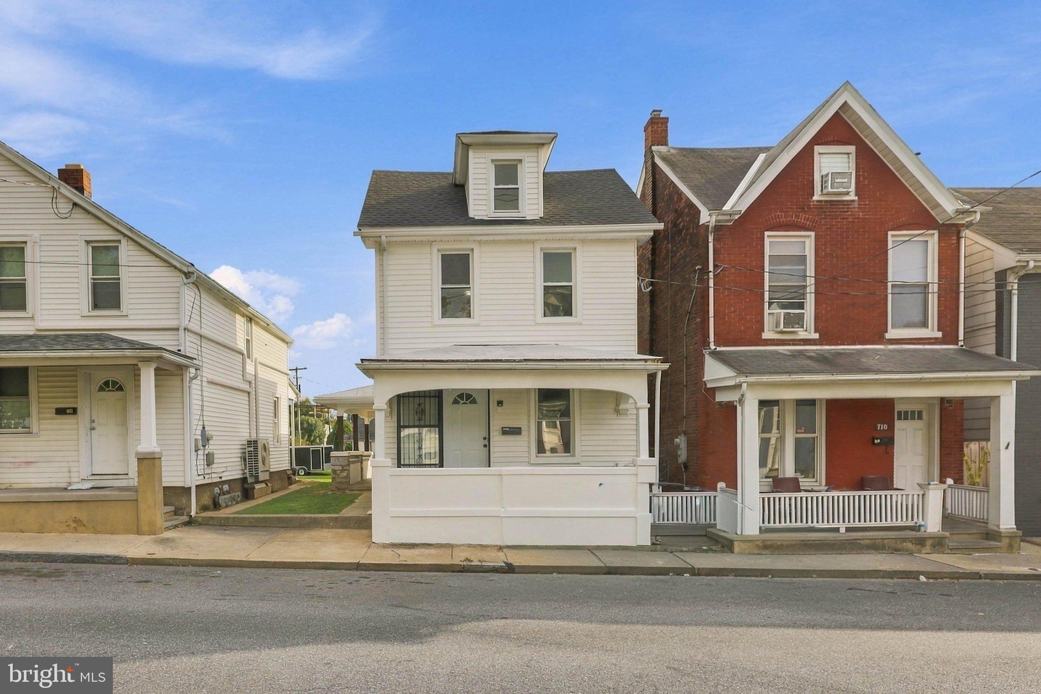 708 LOCUST STREET