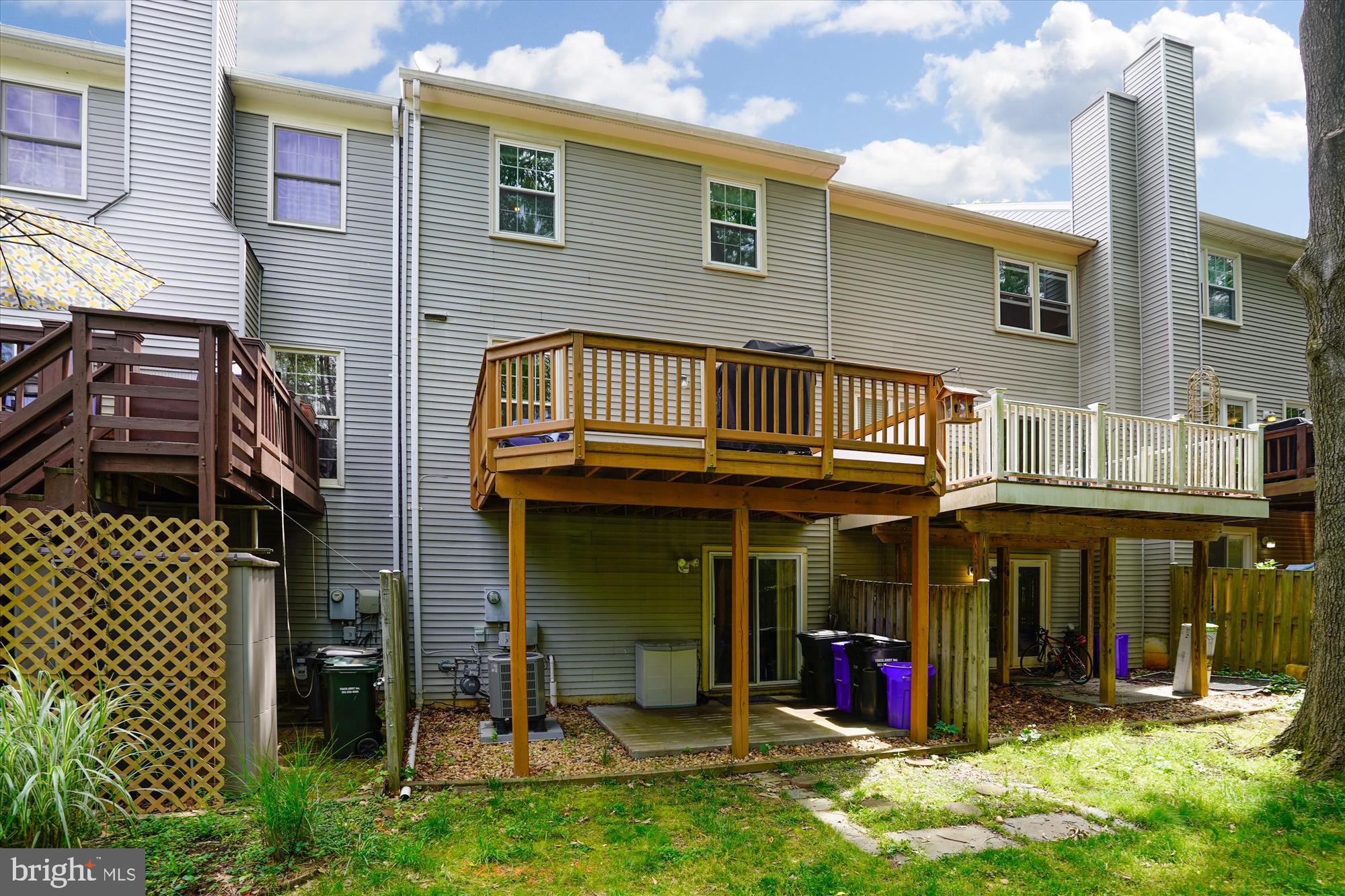 LANDSDOWNE - Residential Lease