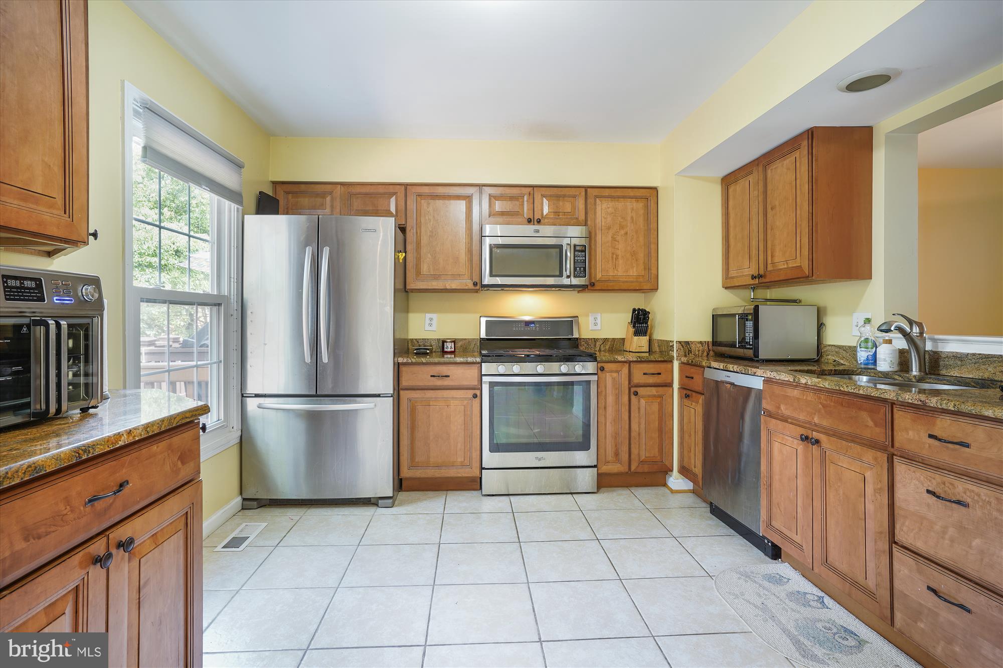 LANDSDOWNE - Residential Lease