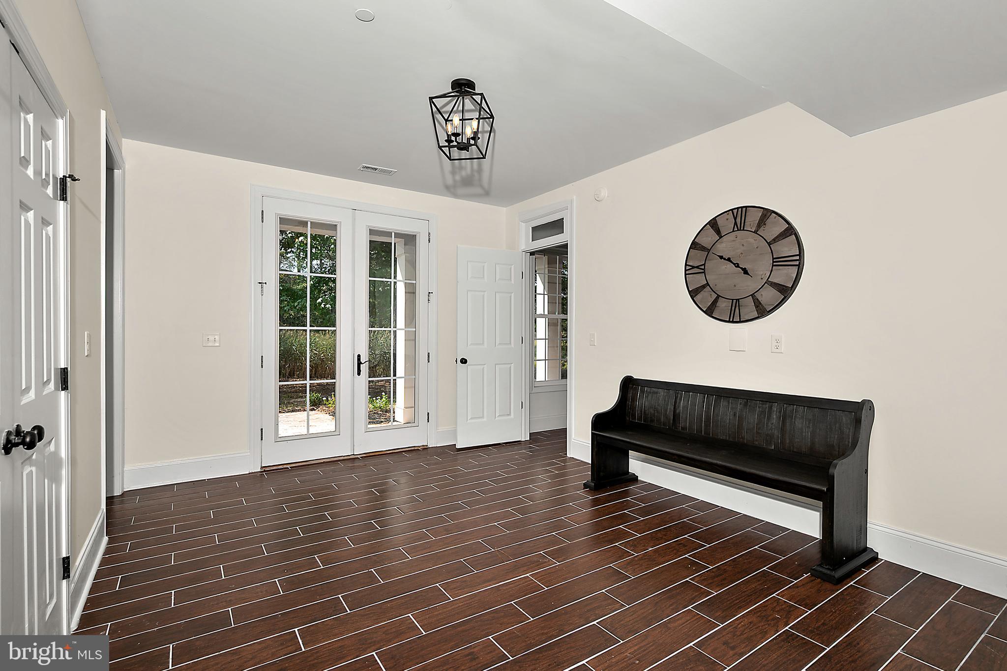 GLEN RIDDLE - Residential