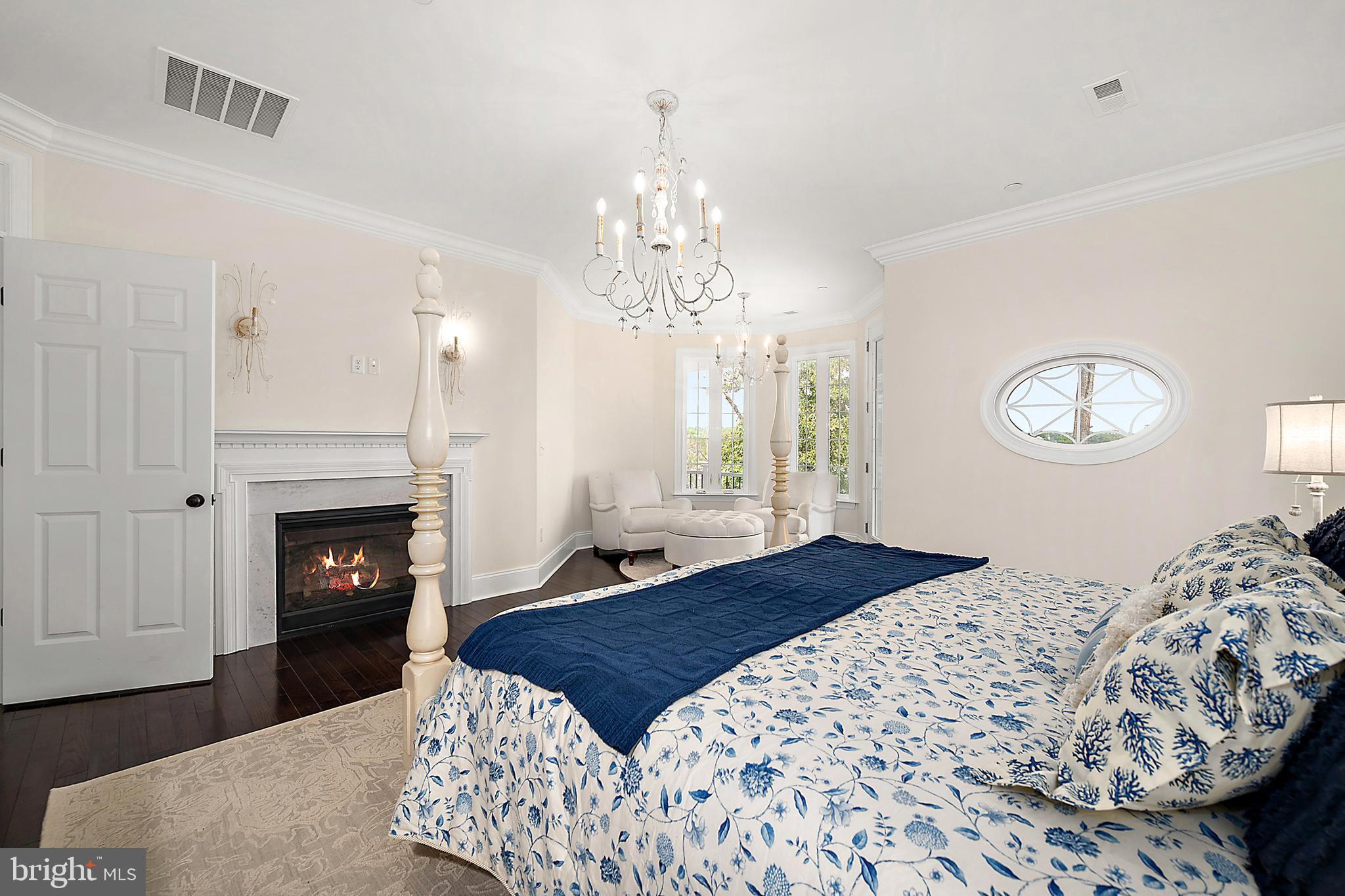 GLEN RIDDLE - Residential